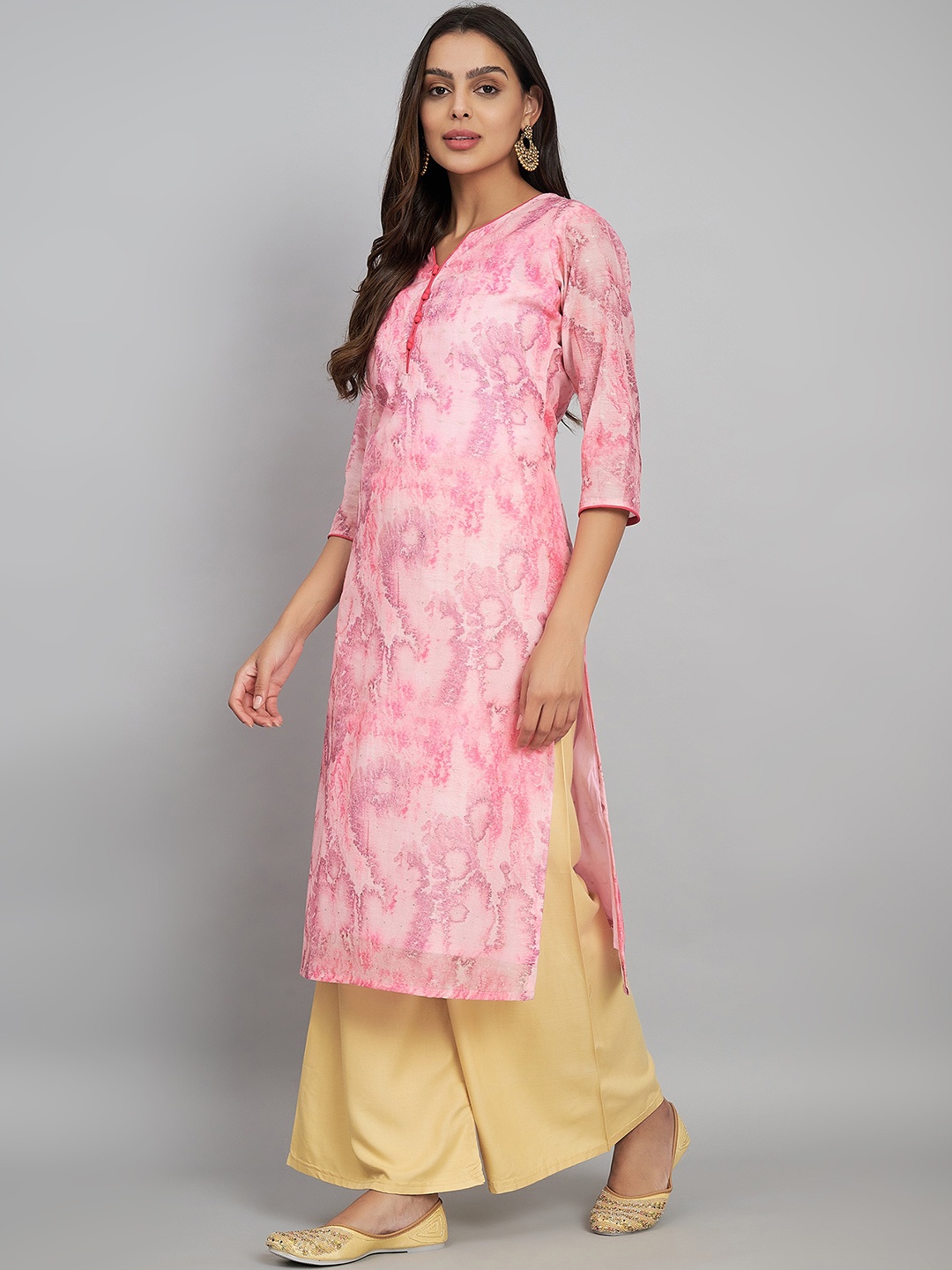 

Label Khoj Abstract Printed Three Quarter Sleeves Straight Kurta, Pink