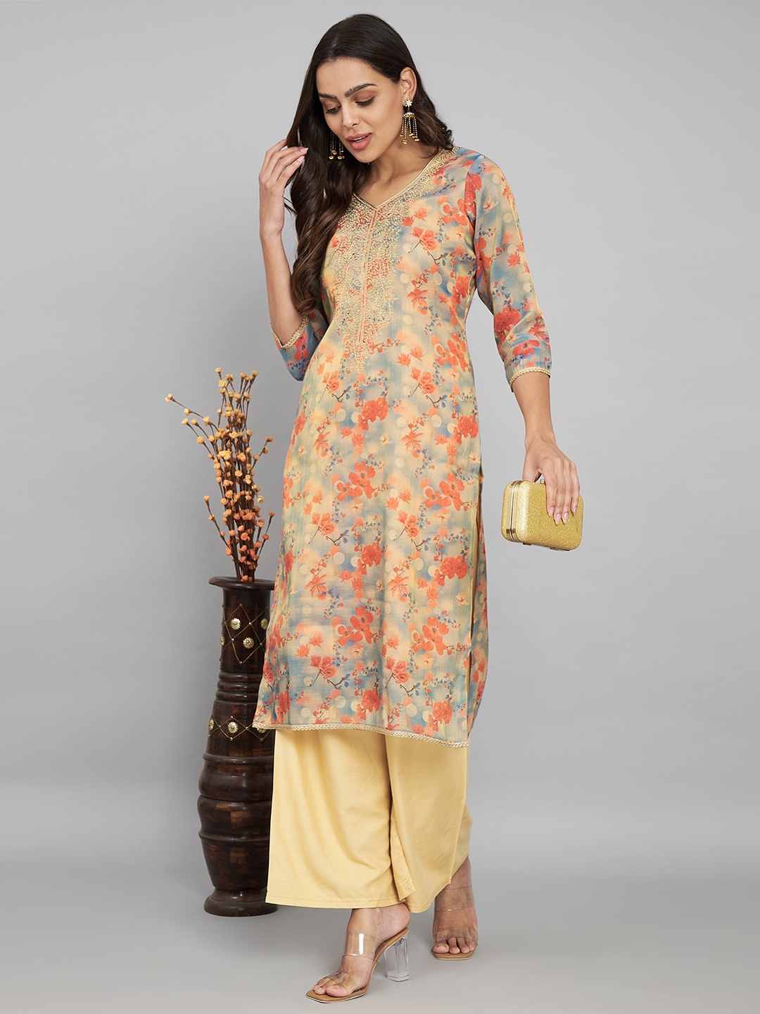 

Label Khoj Floral Printed Embroidered Yoke Design Straight Kurta, Beige