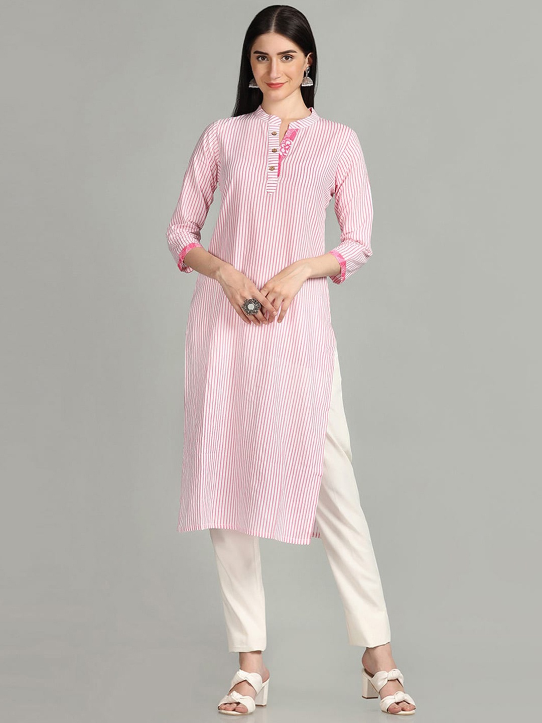 

Shaily Mandarin Collar Striped Printed Indie Prints Kurta, Pink