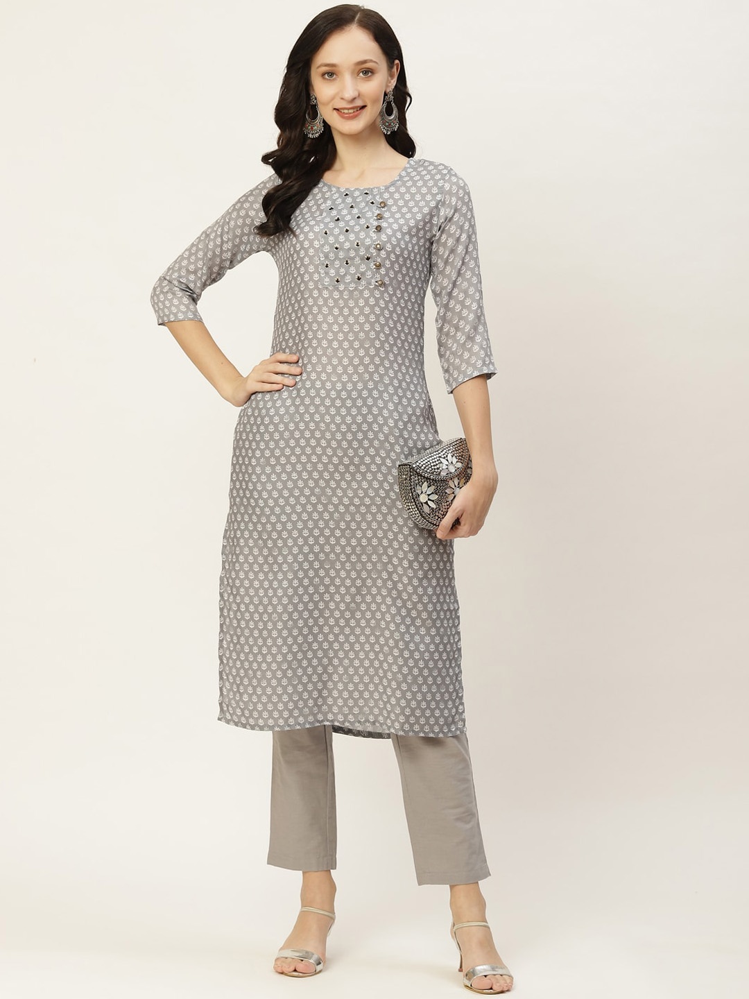 

Shaily Round Neck Geometric Printed Thread Work Indie Prints Kurta, Grey