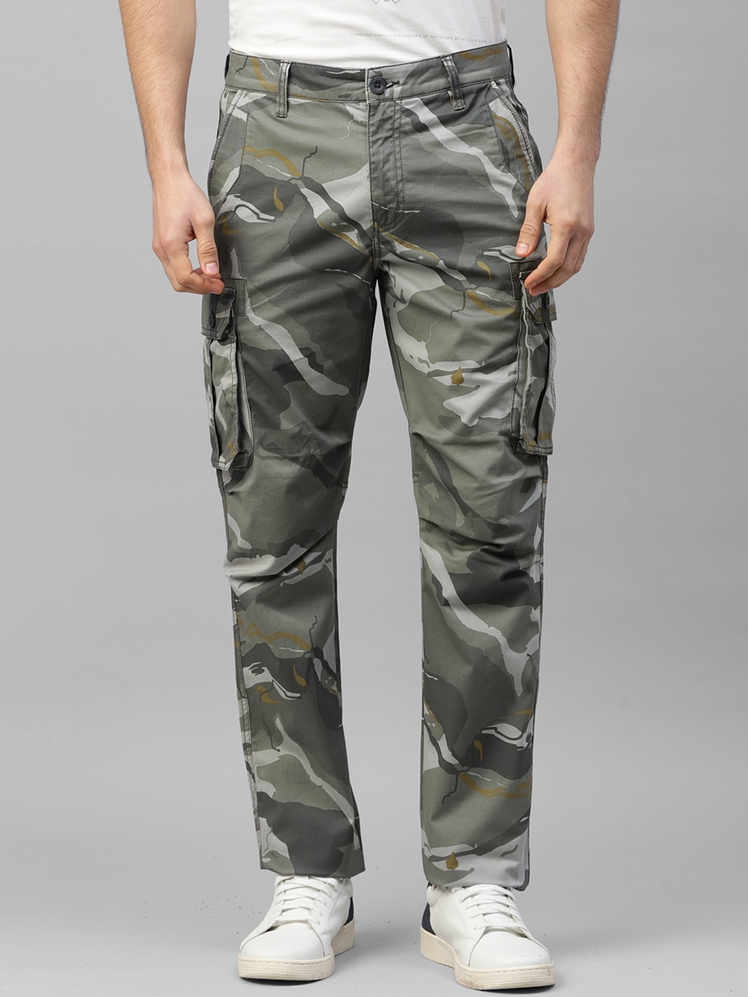 

Royal Enfield Men Camouflage Printed Regular Fit Mid-Rise Cargos Trousers, Grey