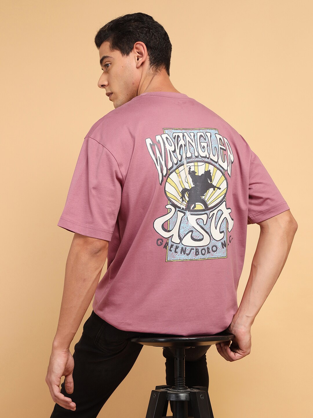 

Wrangler Graphic Printed Round Neck Drop-Shoulder Sleeves Oversized T-shirt, Pink