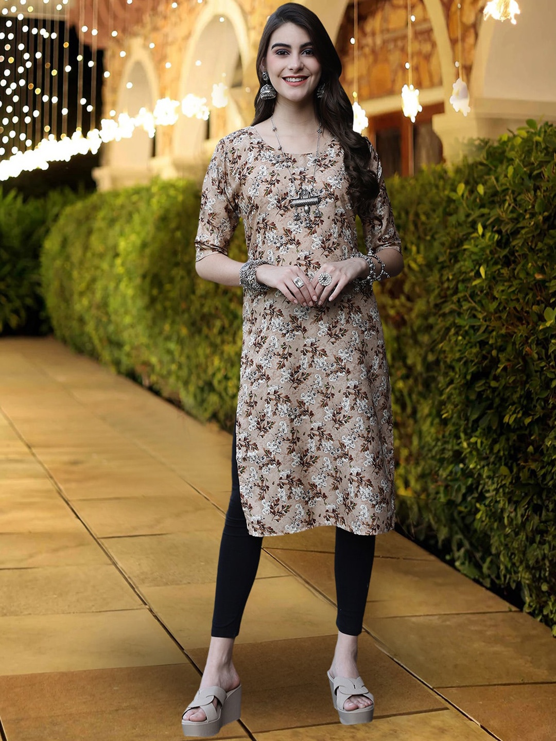 

7Threads Floral Printed Round Neck Crepe Kurta, Beige