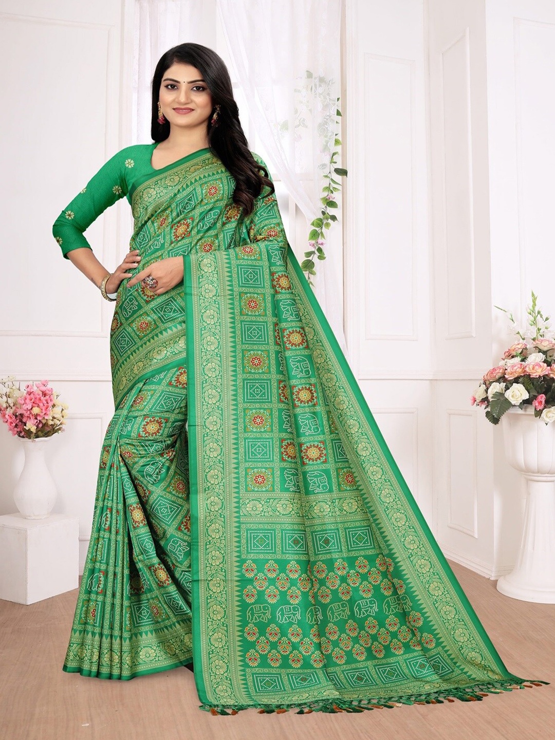 

ARYZE Bandhani Art Silk Saree, Green