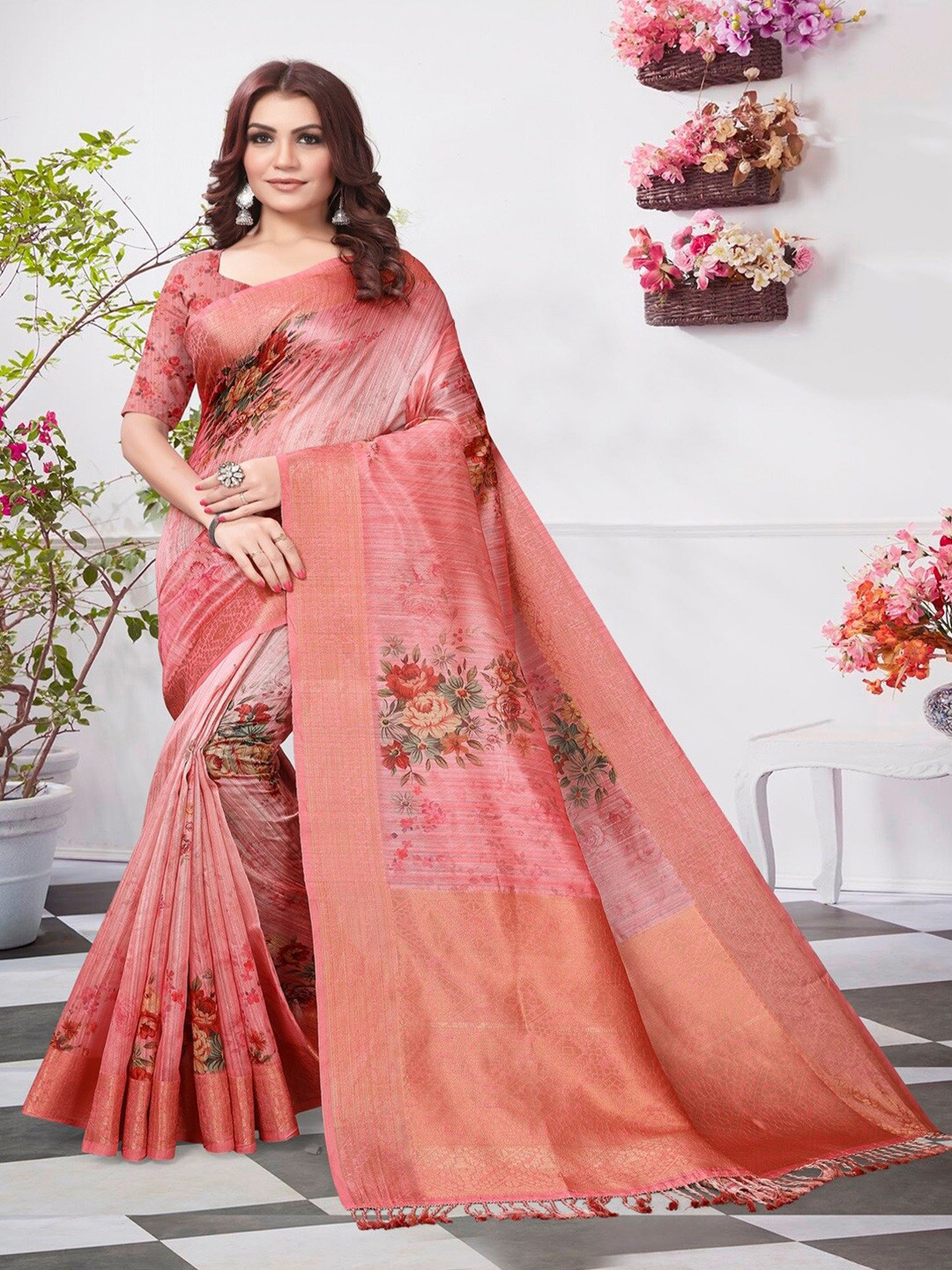 

ARYZE Floral Zari Silk Blend Saree, Pink