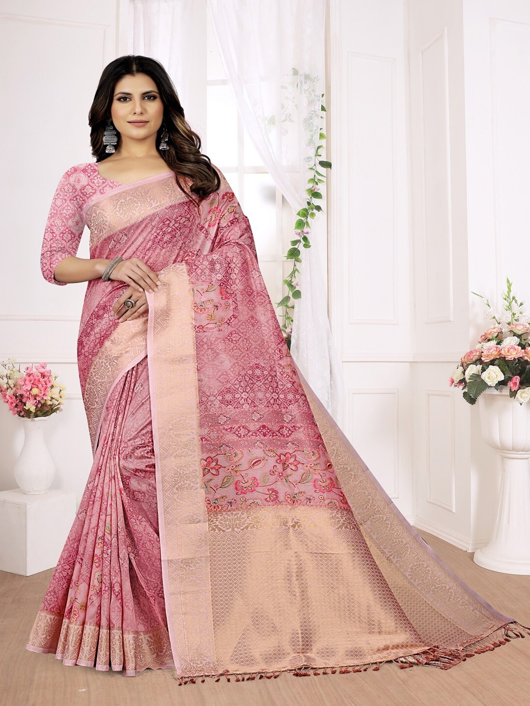 

ARYZE Floral Zari Pure Silk Saree, Pink