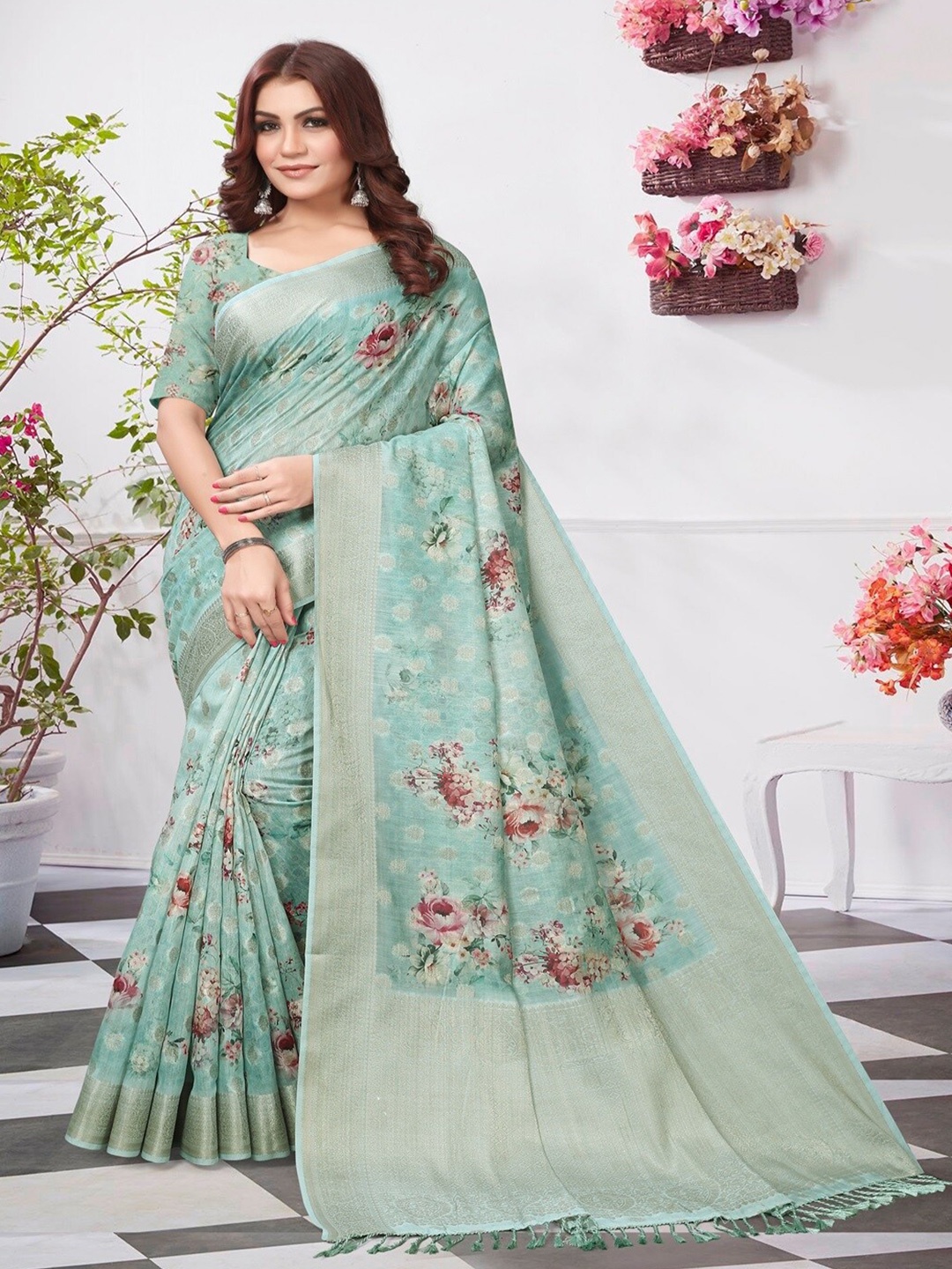 

ARYZE Floral Zari Silk Blend Saree, Turquoise blue