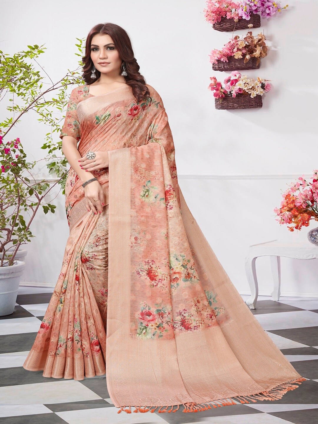 

ARYZE Floral Zari Silk Blend Saree, Peach