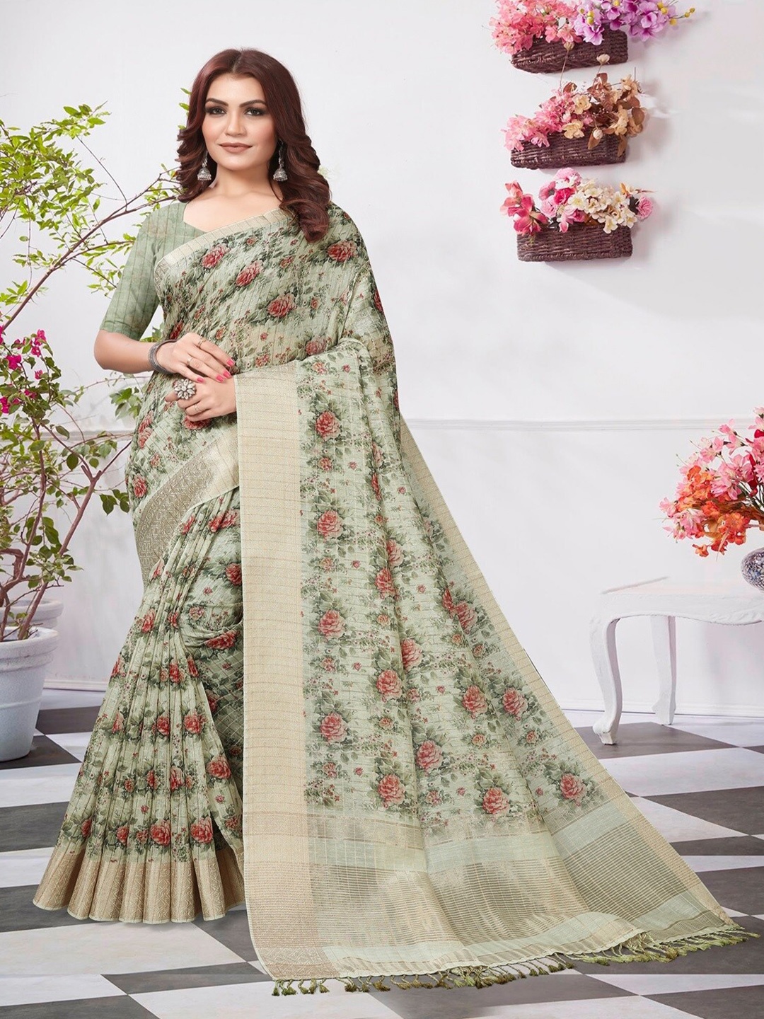 

ARYZE Floral Zari Silk Blend Saree, Green