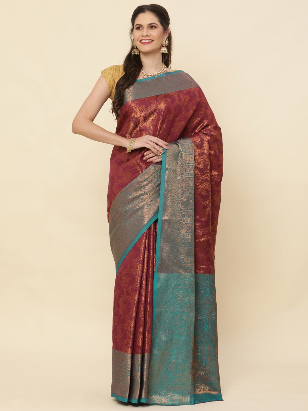 

Sorathiya Enterprise Woven Design Zari Silk Blend Kanjeevaram Saree, Maroon