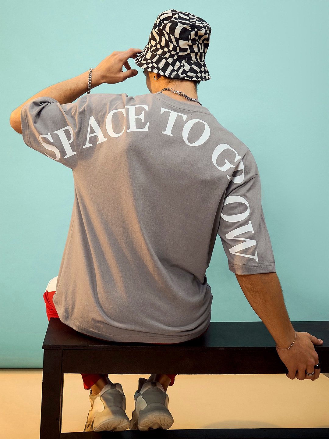 

MASCLN SASSAFRAS Unisex Grey Typography Printed Cotton Oversize T-shirt