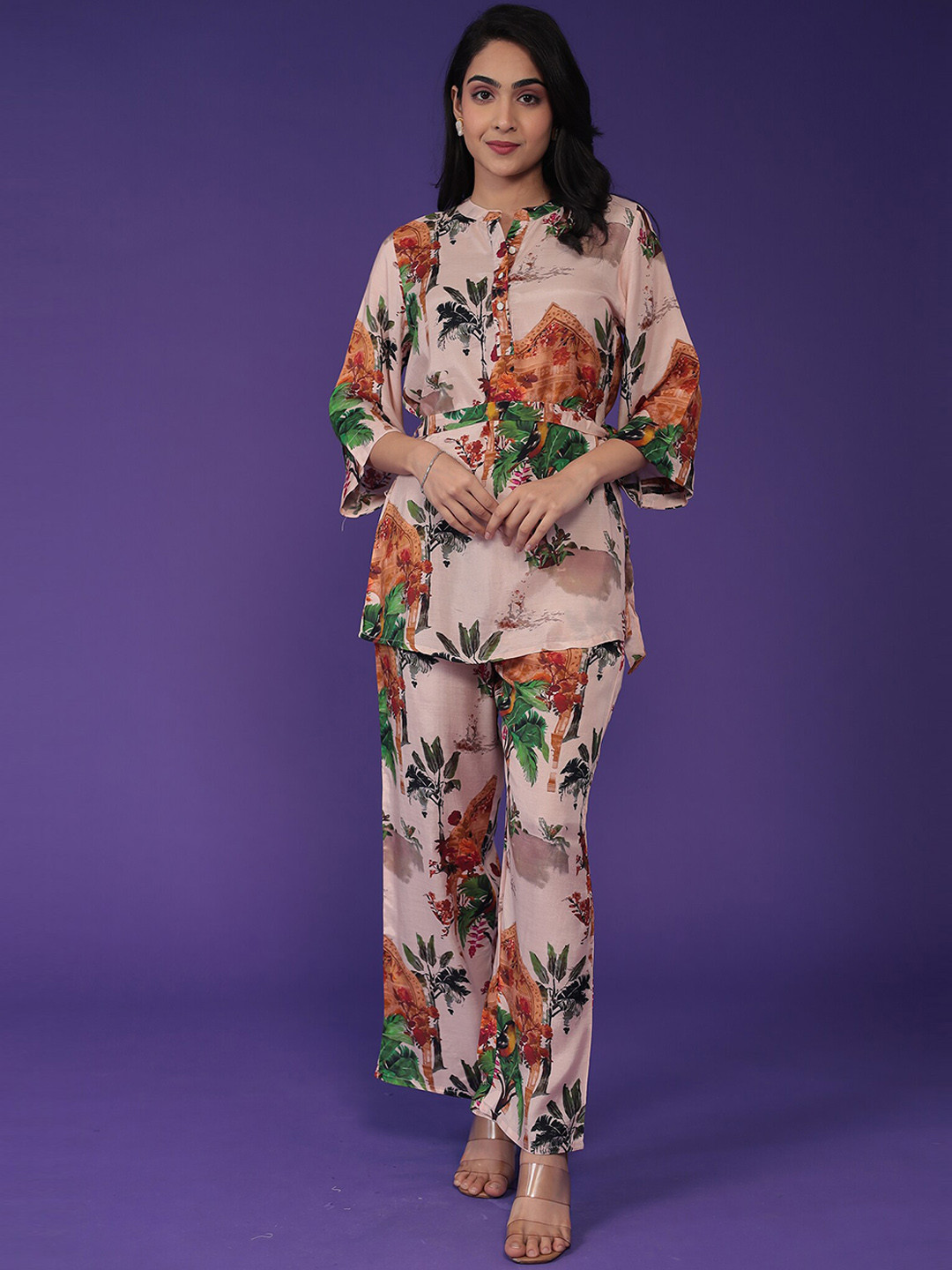 

ZARI Women Regular Kurti with Trousers, Orange