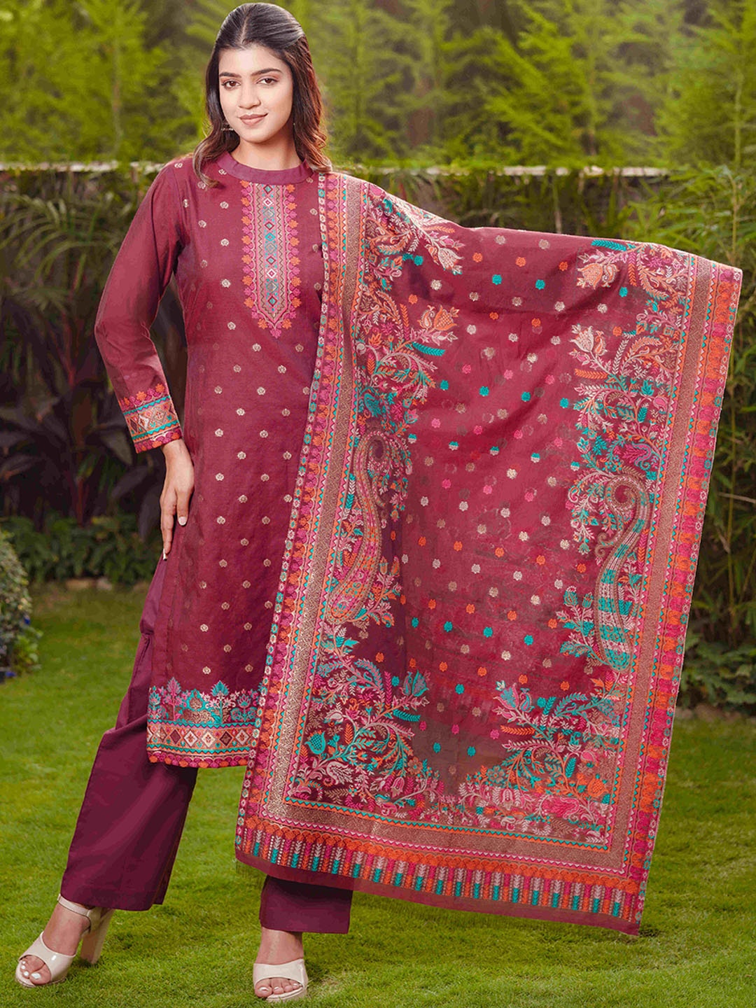 

KIDAR Women Ethnic Motifs Regular Pure Cotton Kurta with Salwar & With Dupatta, Maroon