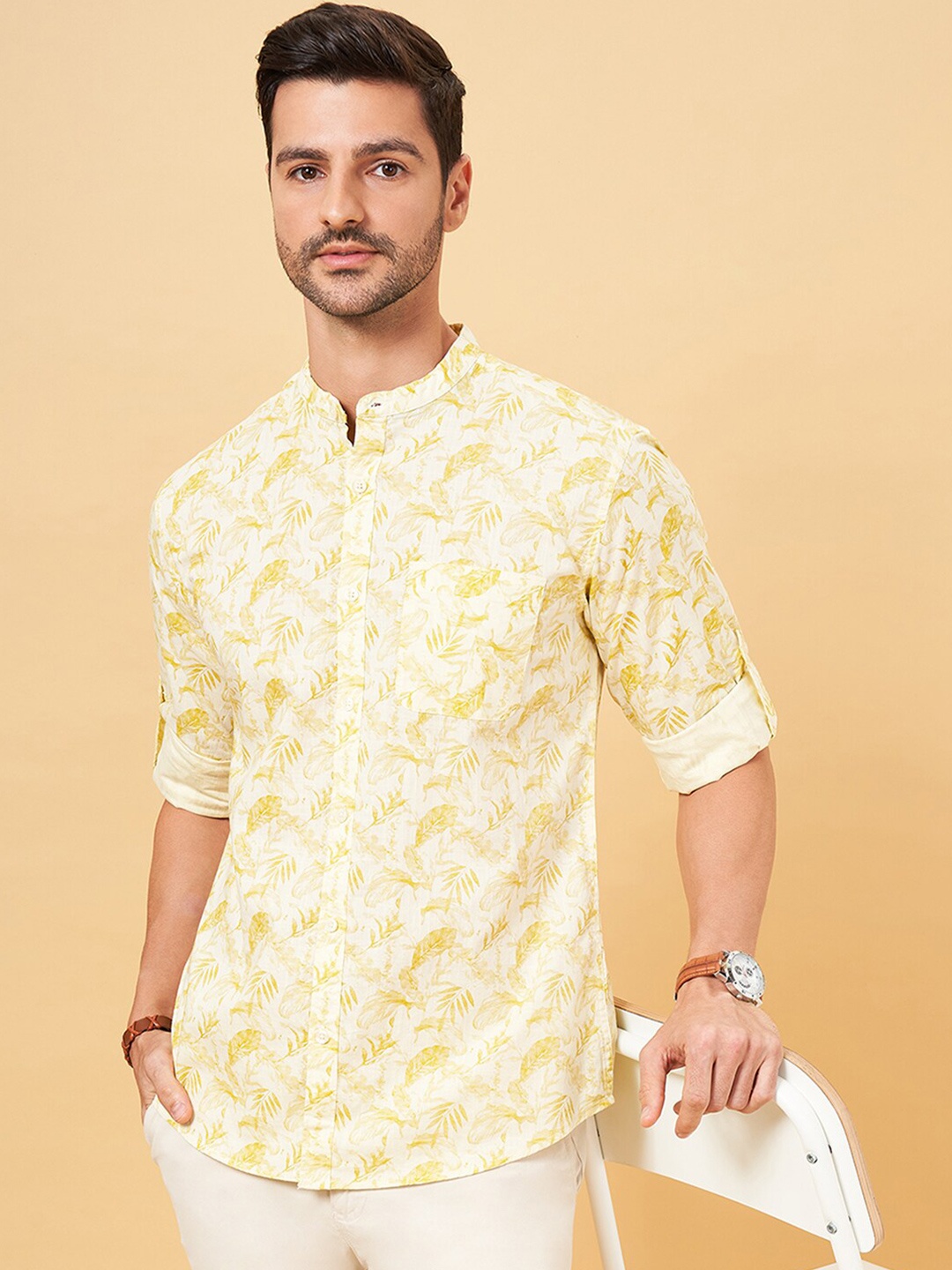 

BYFORD by Pantaloons Slim Fit Floral Printed Opaque Casual Shirt, Yellow