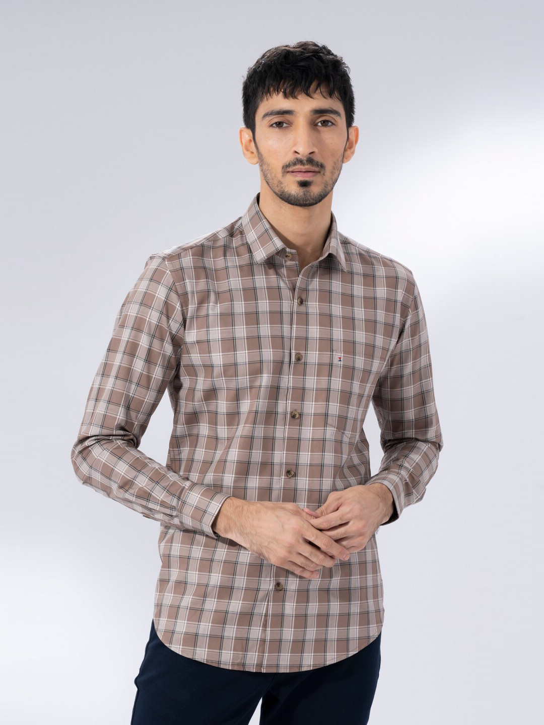 

Sero Spread Collar Long Sleeves Smart Tailored Fit Tartan Checks Cotton Formal Shirt, Brown