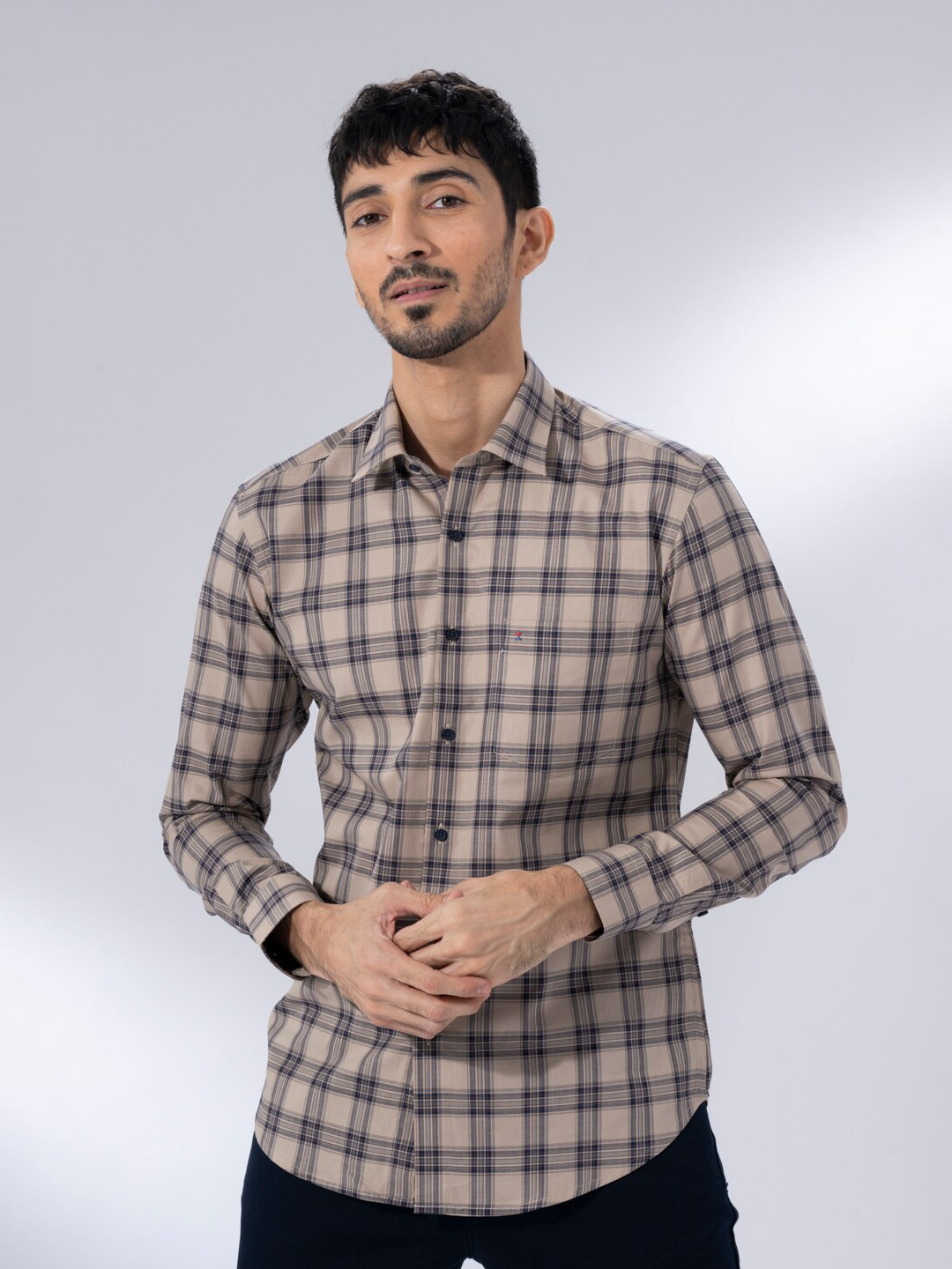 

Sero Spread Collar Long Sleeves Smart Tailored Fit Tartan Checks Cotton Formal Shirt, Beige