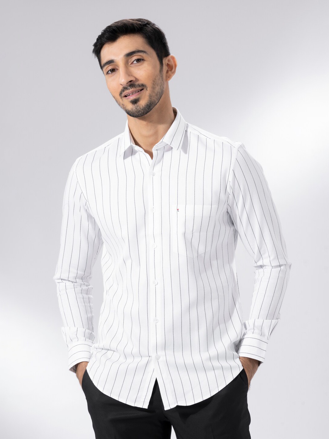 

Sero Spread Collar Long Sleeves Smart Tailored Fit Striped Cotton Formal Shirt, White