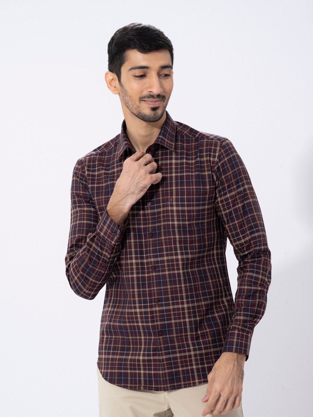 

Sero Spread Collar Long Sleeves Smart Tailored Fit Checked Cotton Formal Shirt, Grey