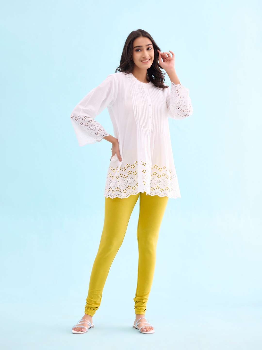 

Go Colors Women Churidar-Length Leggings, Yellow