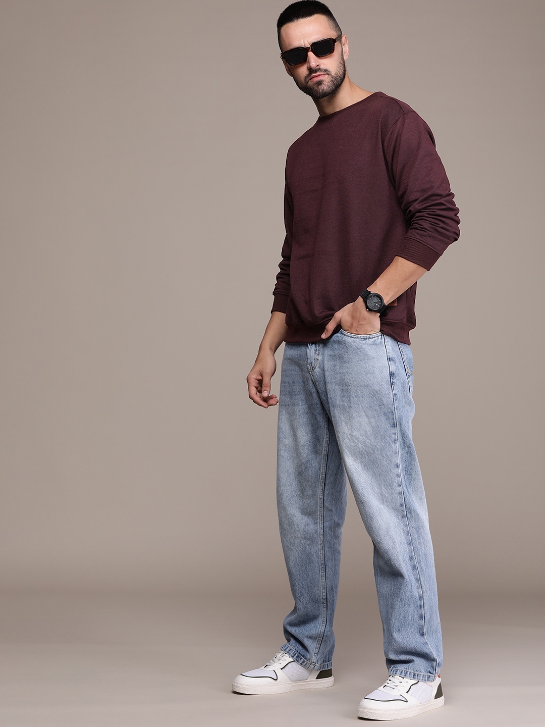 

Roadster Men Sweatshirt, Brown