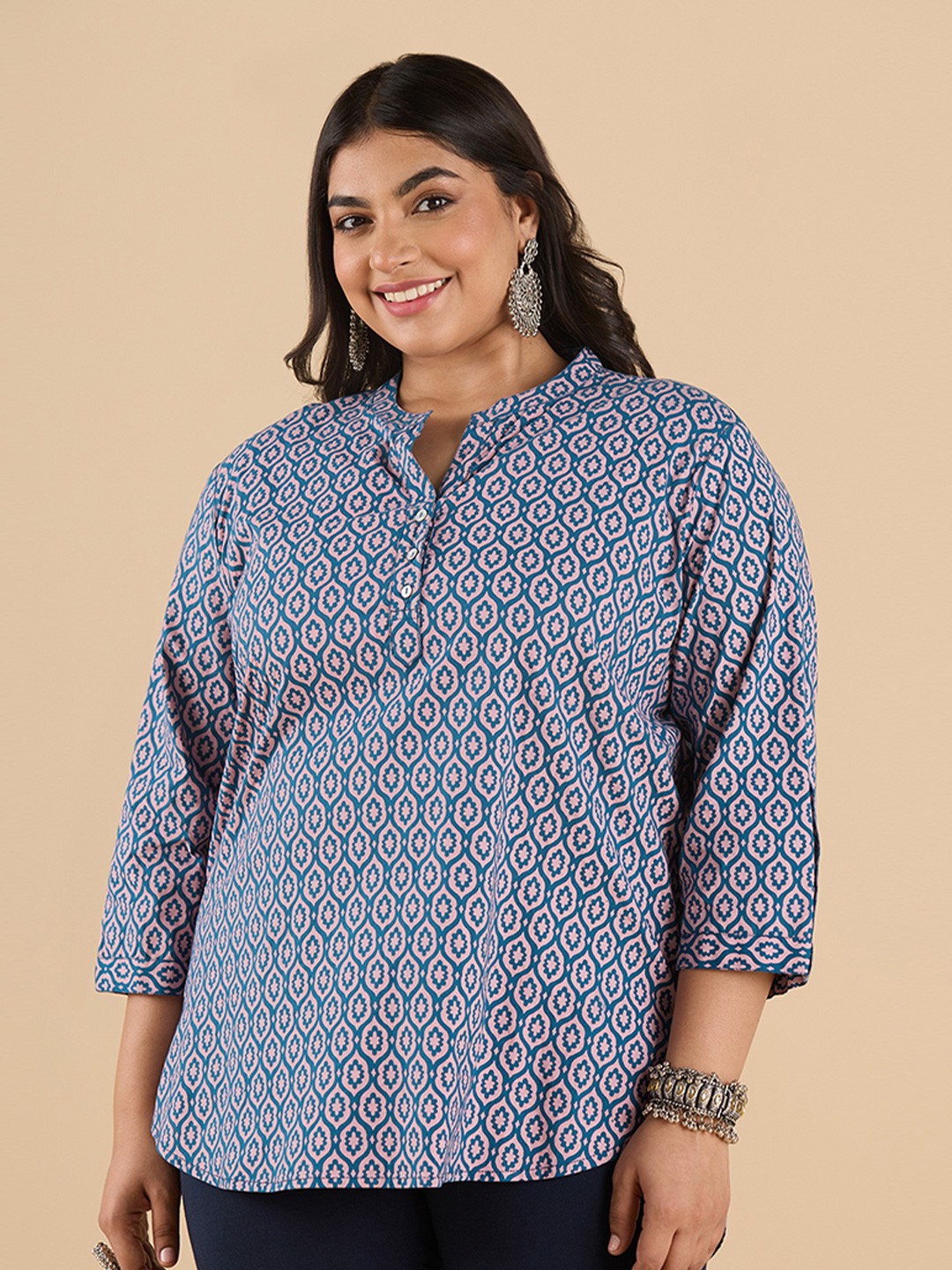 

Big Hello - The Plus Life Printed V-Neck Pure Cotton Kurti, Blue