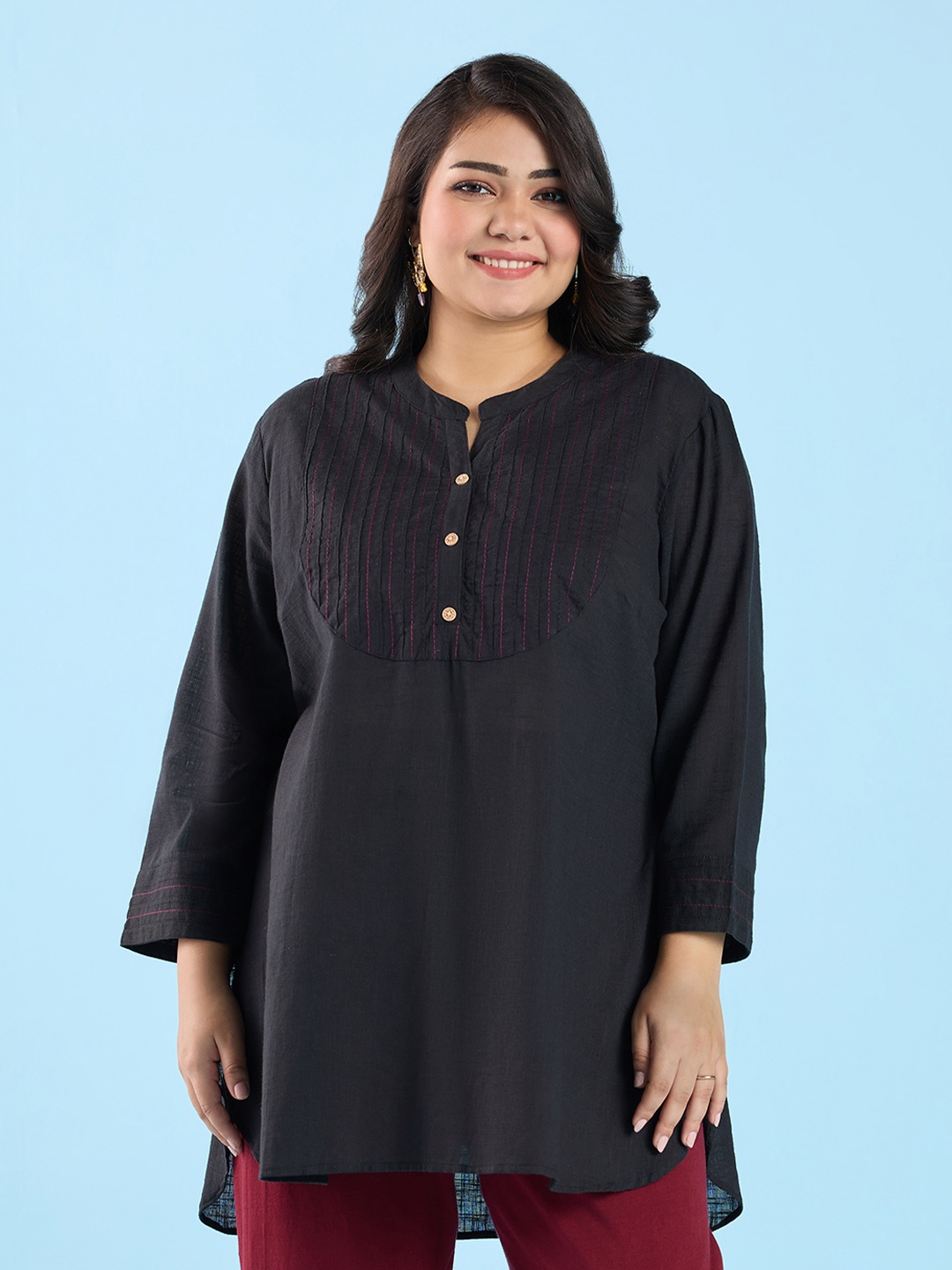 

Big Hello - The Plus Life V-Neck Pure Cotton Kurti, Black