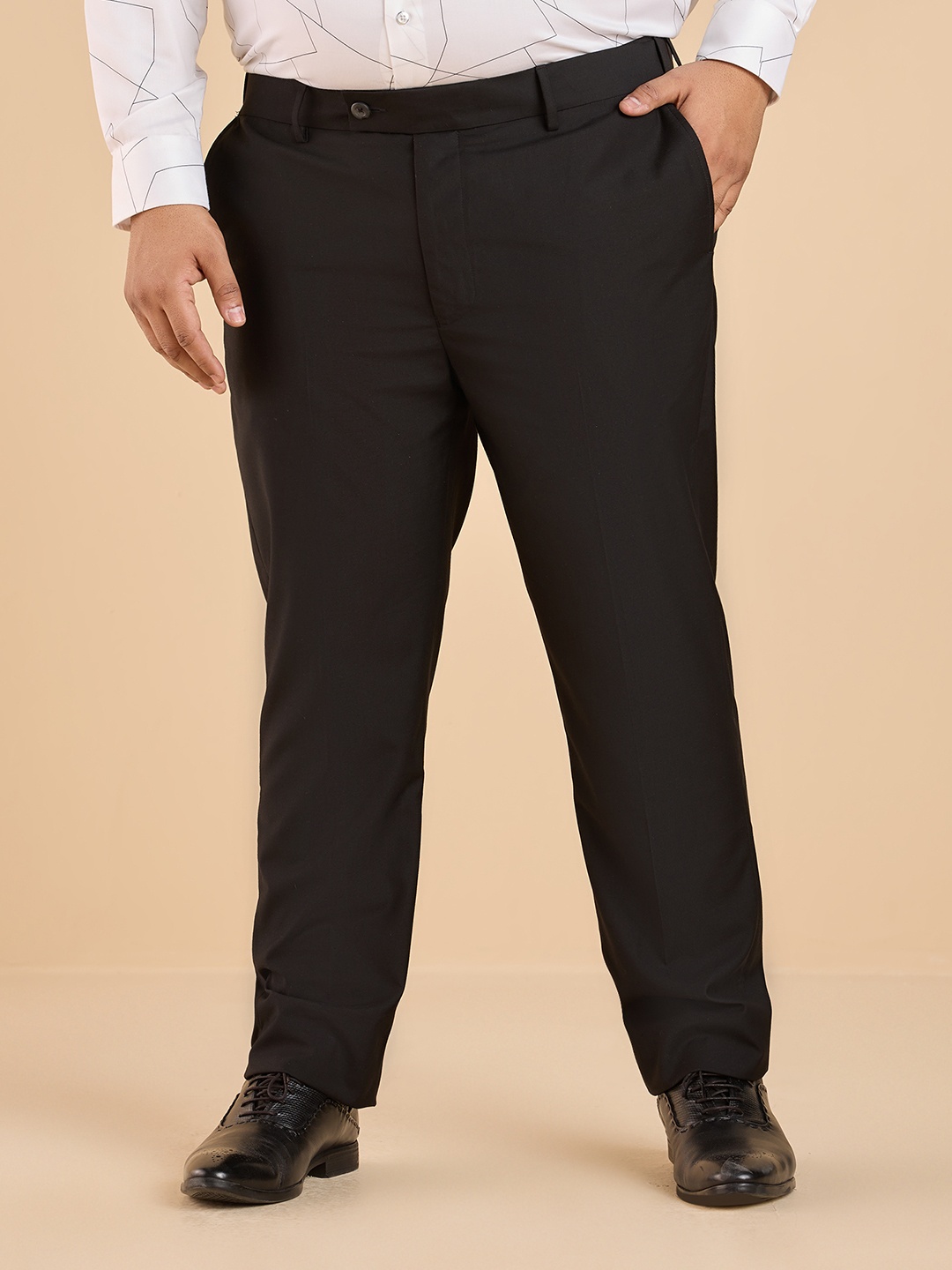 

Big Hello - The Plus Life Men Mid-Rise Formal Trousers, Black