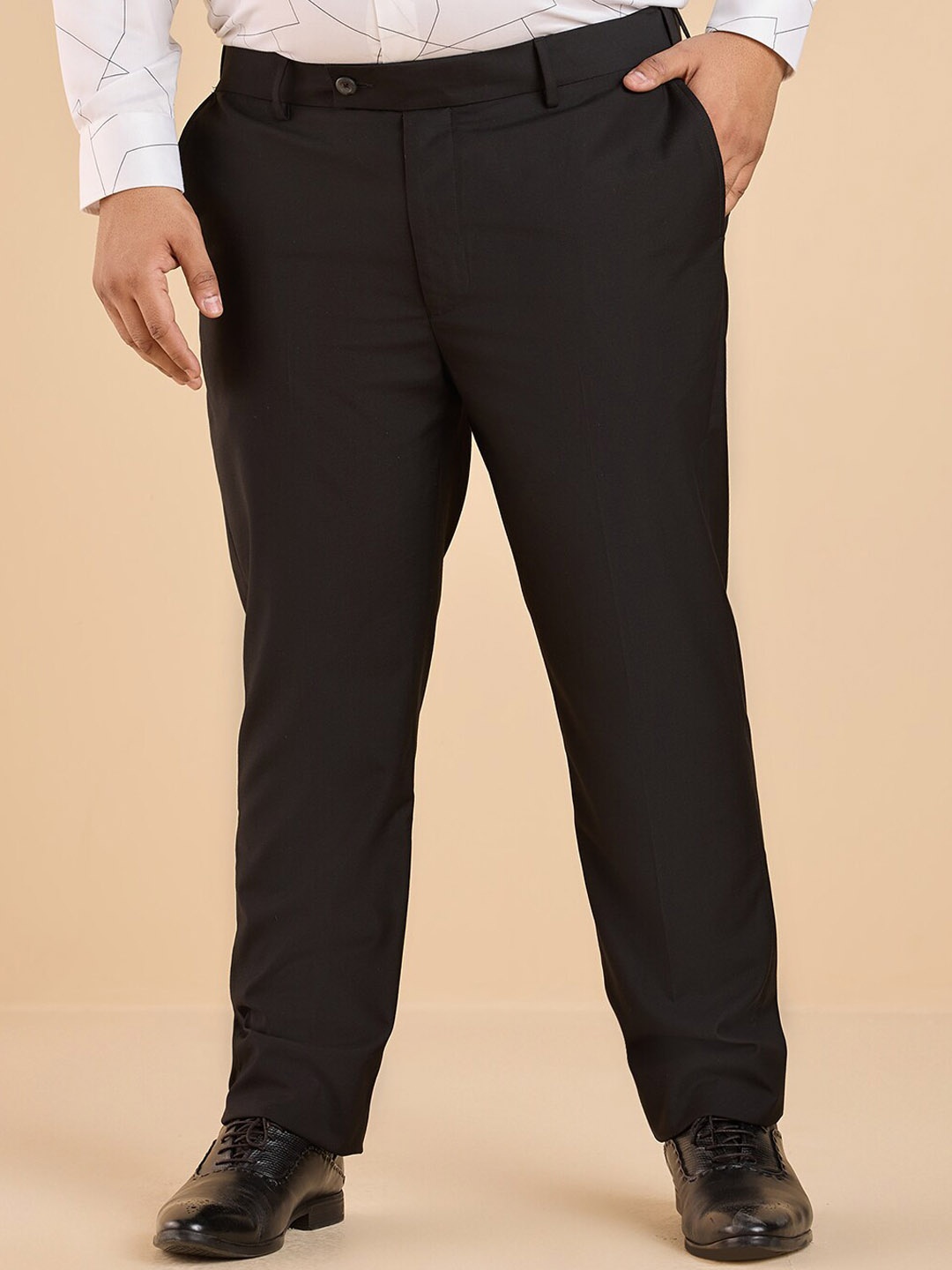 

Big Hello - The Plus Life Men Mid-Rise Formal Trousers, Black