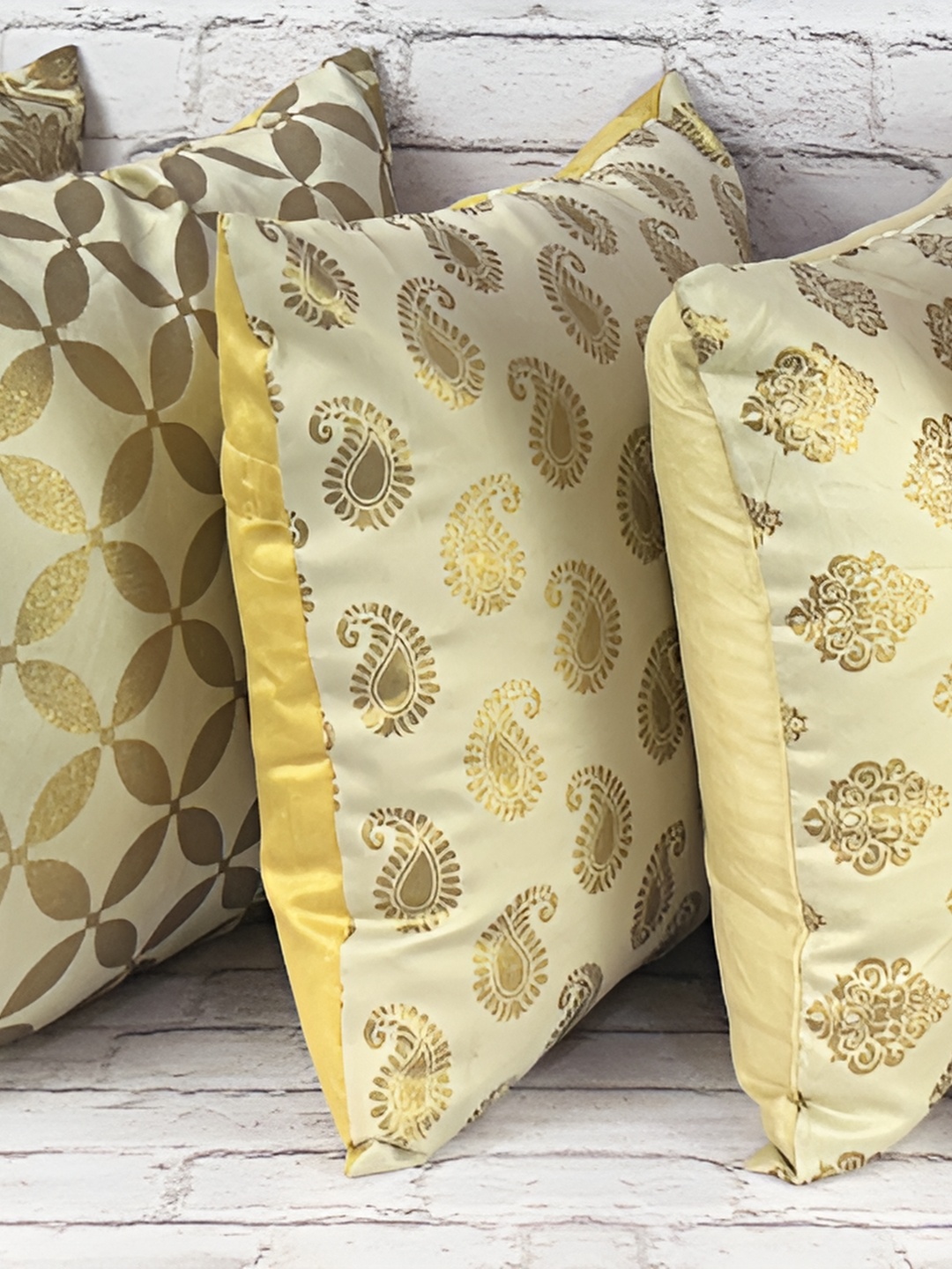 

Pink Parrot White & Gold-Toned Set of 5 Ethnic Motifs Square Cushion Covers