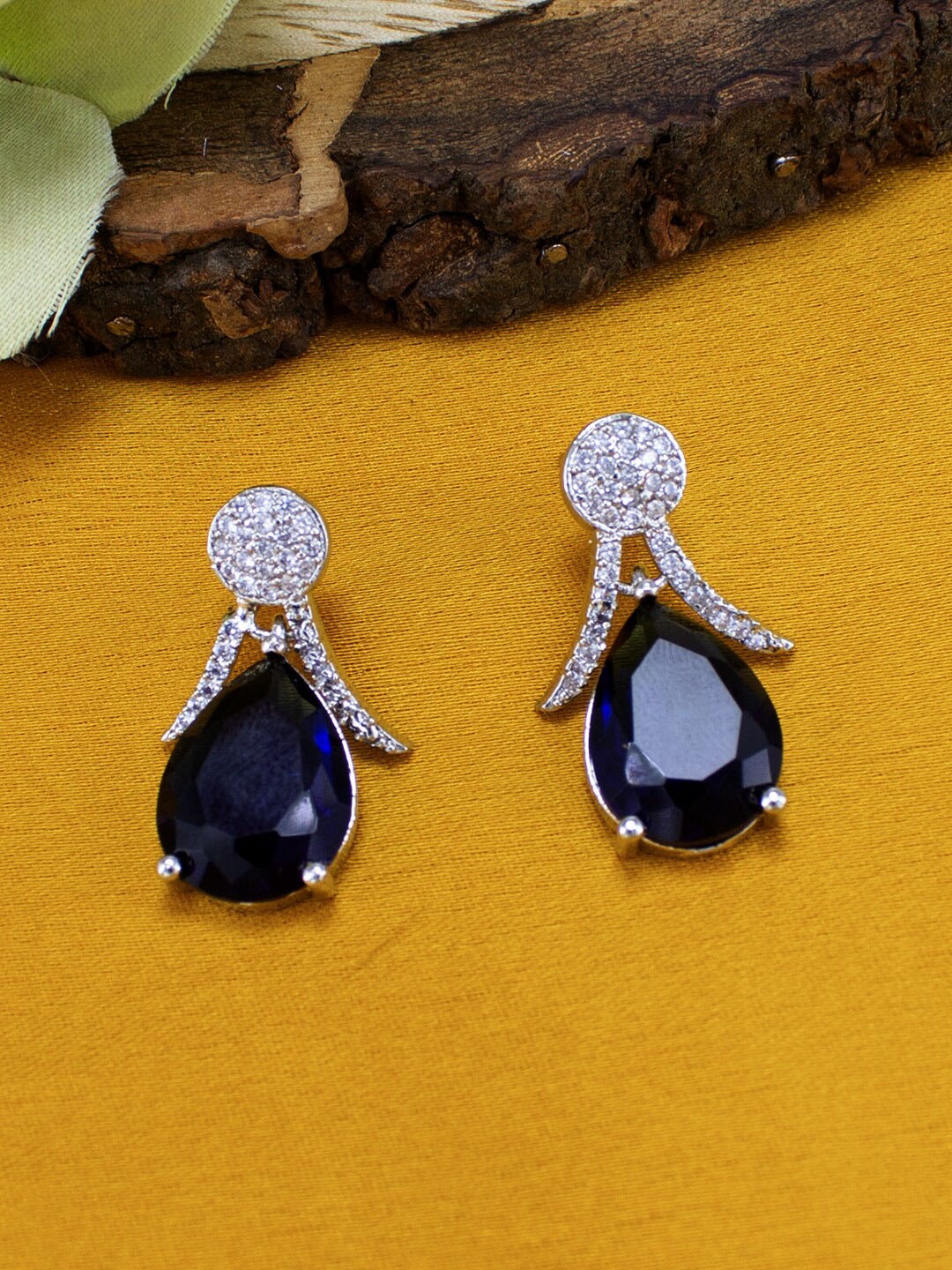 

PRIVIU Teardrop Shaped Drop Earrings, Blue