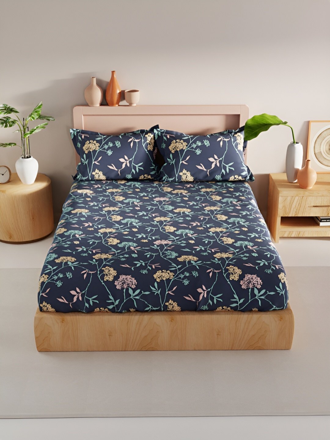 

BIANCA Navy Blue Floral 200 TC King Bedsheet with 2 Pillow Covers