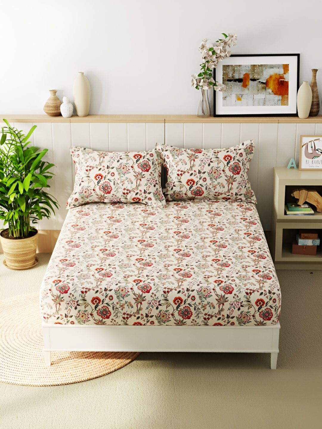 

BIANCA Off White & Red Floral 152 TC Queen Bedsheet with 2 Pillow Covers