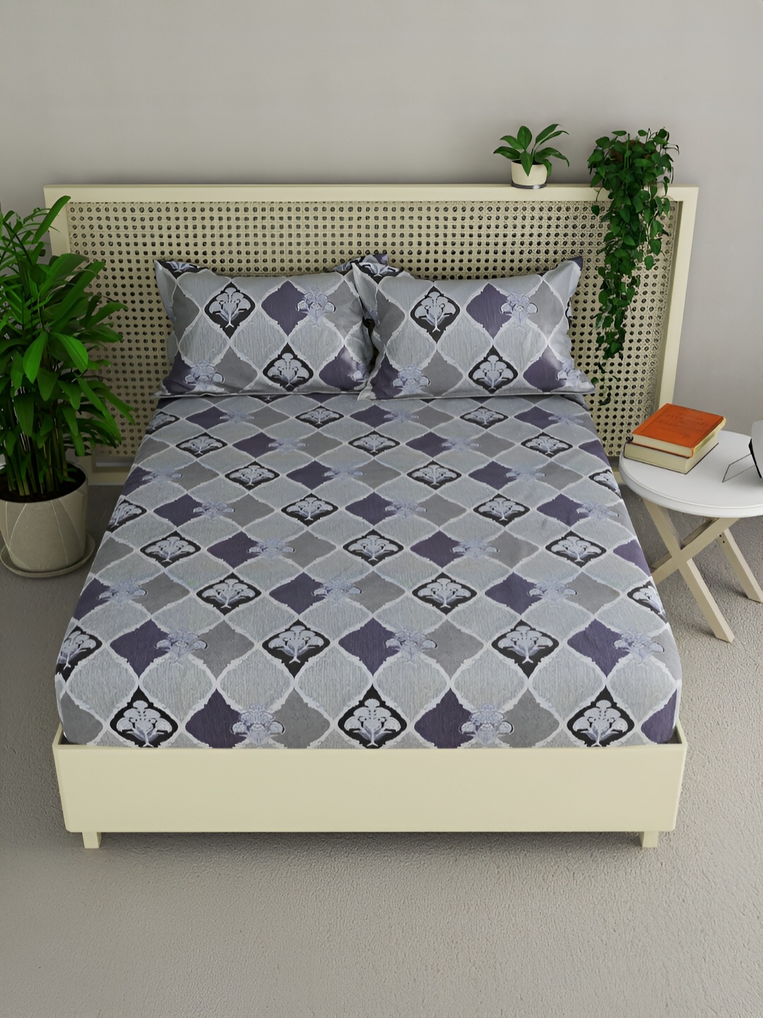 

BIANCA Grey & Navy Blue Ethnic Motifs Queen Bedsheet with 2 Pillow Covers