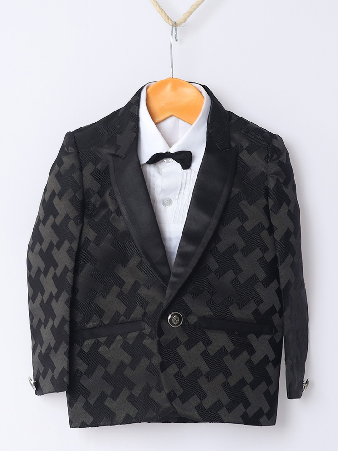 

BAESD Boys Self Design Tuxedo Blazer, Black