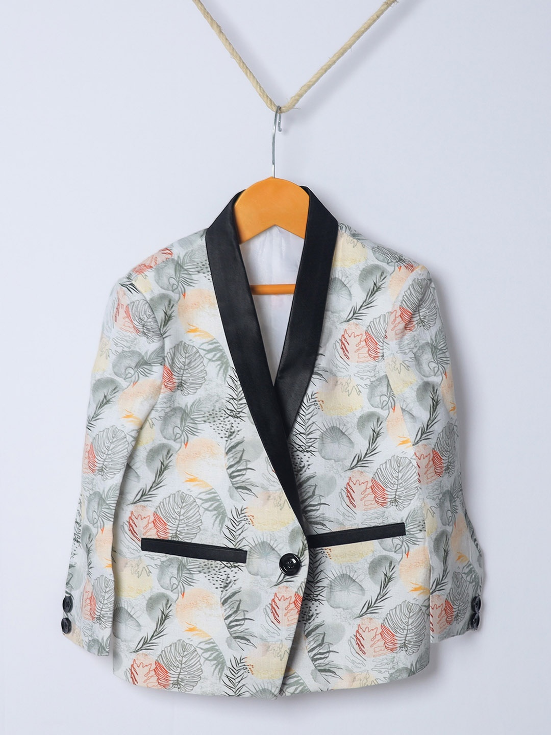 

BAESD Boys Printed Premium Linen Tuxedo Blazer, Beige