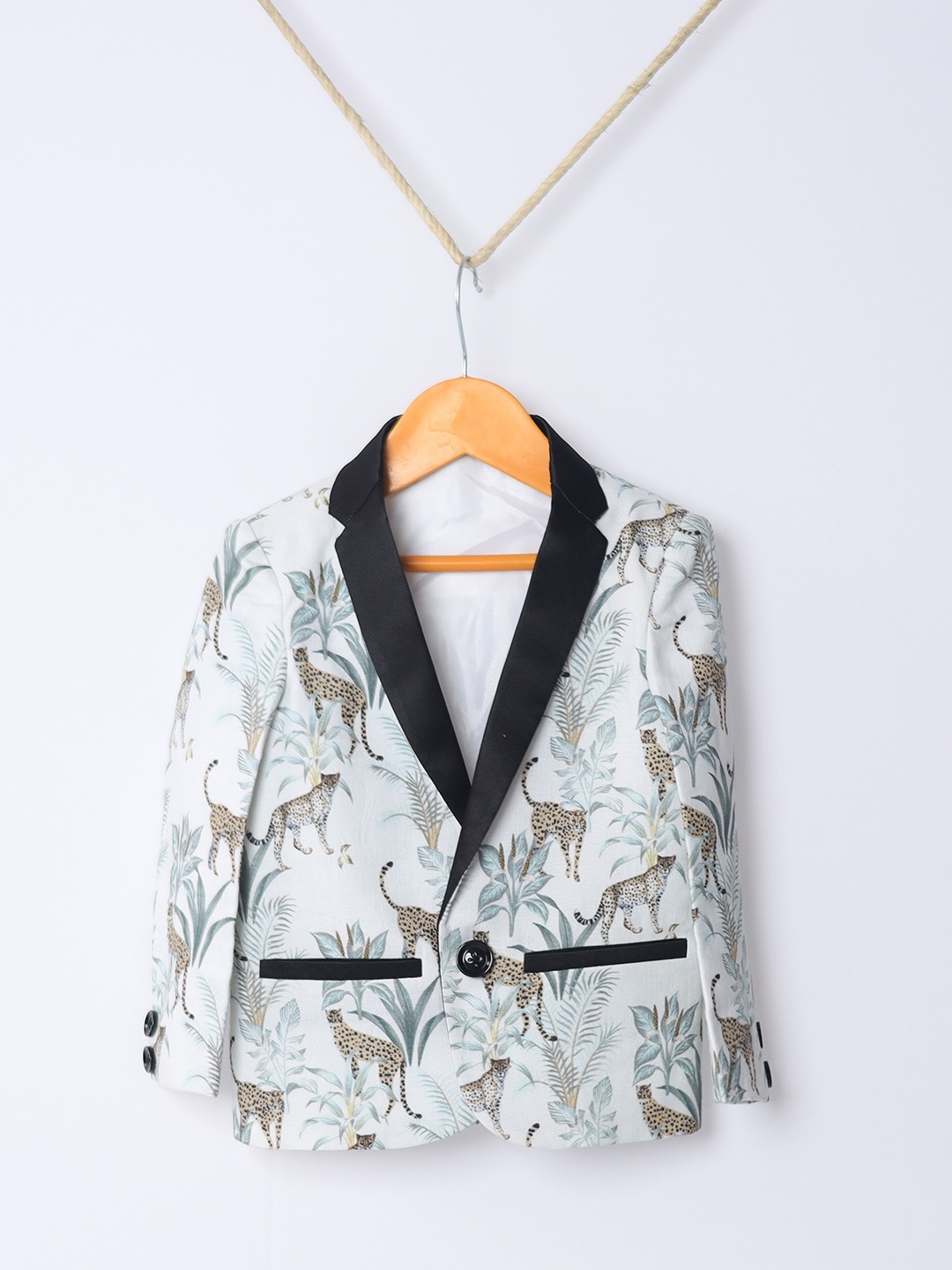 

BAESD Boys Leopard Printed Tuxedo Blazer, White