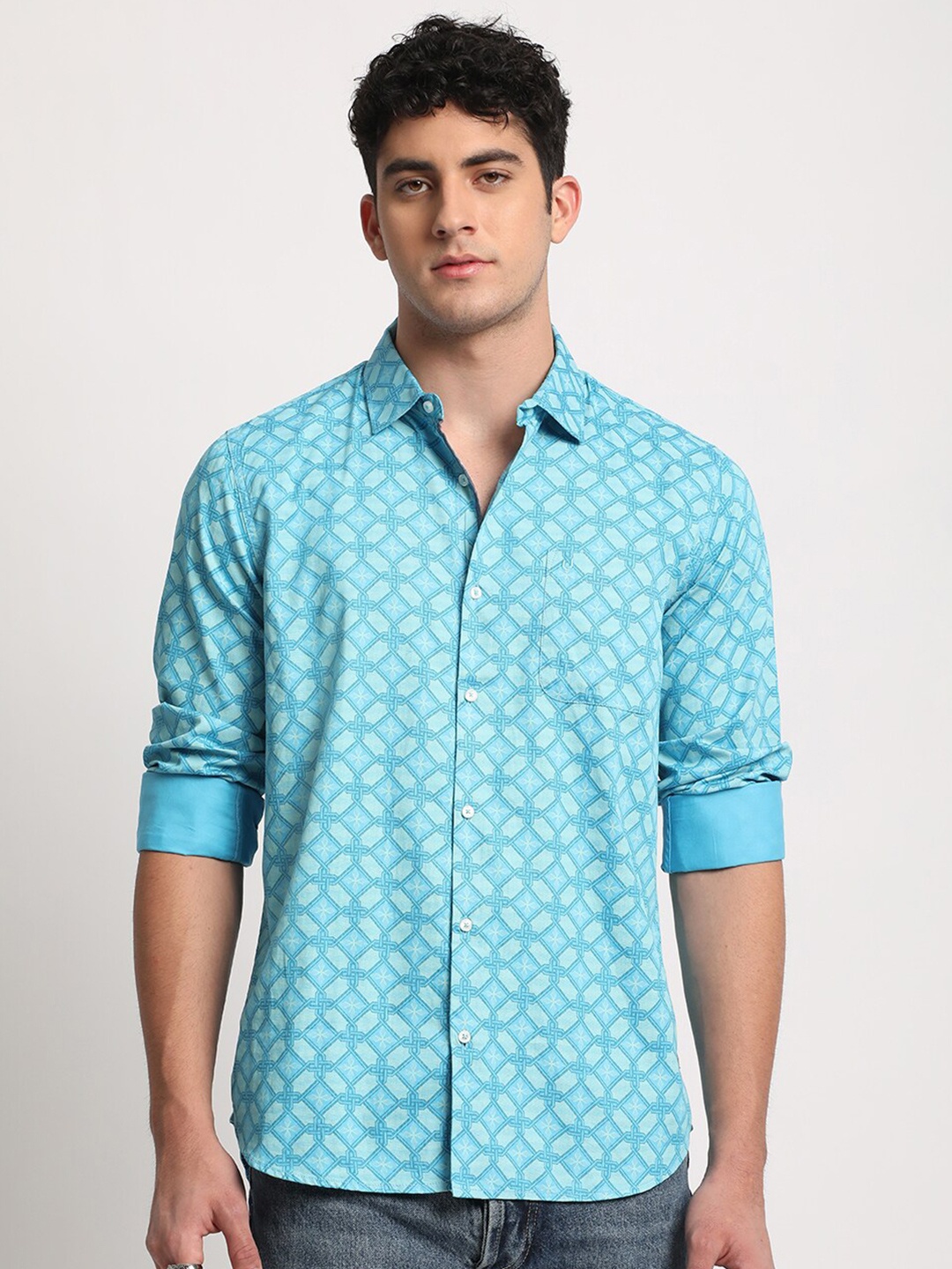 

URBARO Smart Geometric Printed Opaque Cotton Casual Shirt, Blue