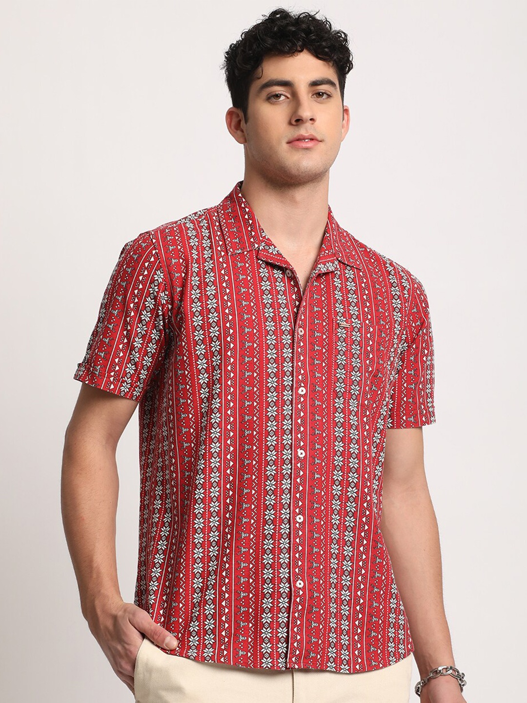 

URBARO Smart Floral Printed Opaque Cotton Casual Shirt, Red