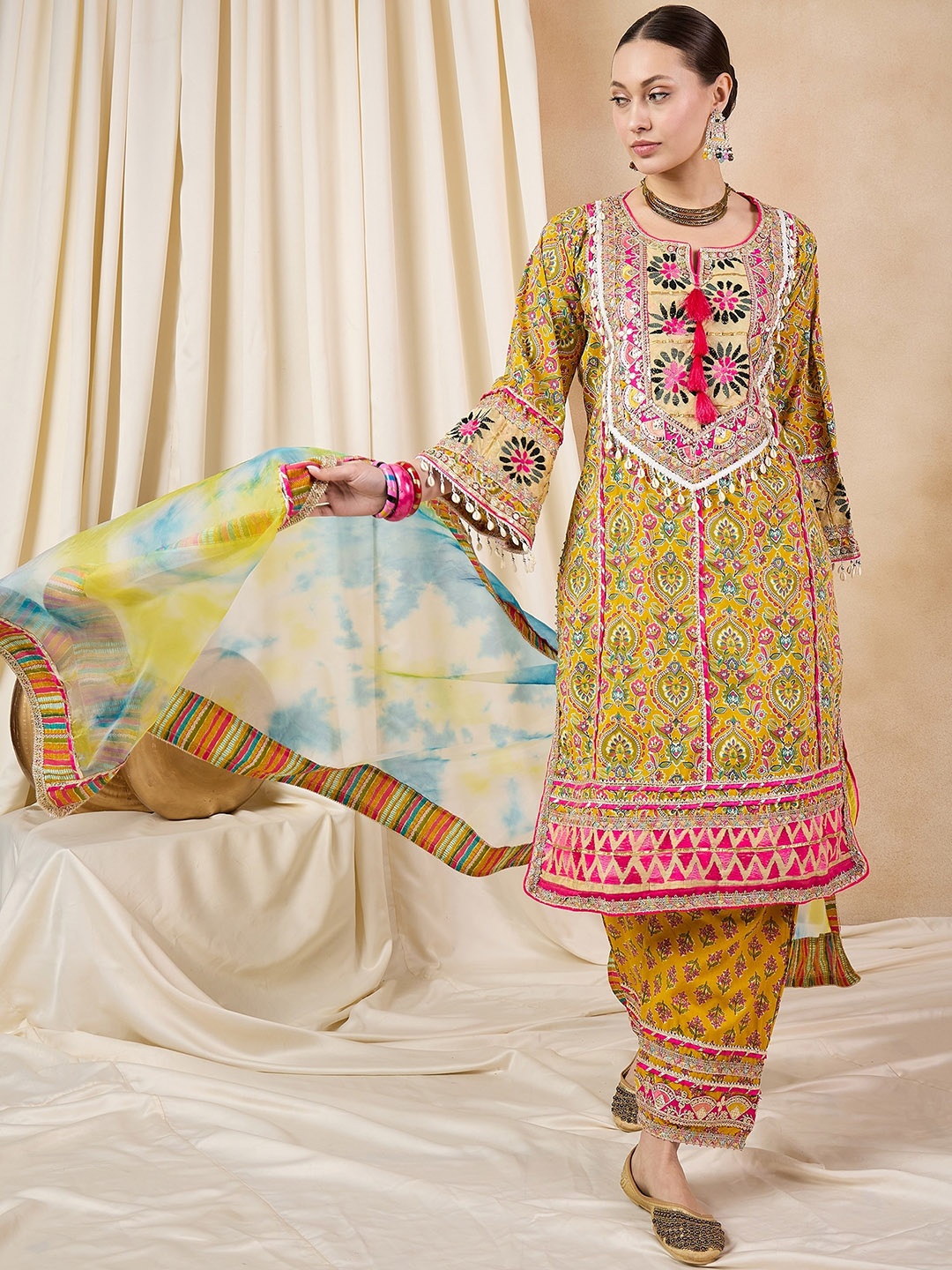

RAJGRANTH Women Ethnic Motifs Printed Regular Thread Work Pure Cotton Kurta with Palazzos & With Dupatta, Yellow