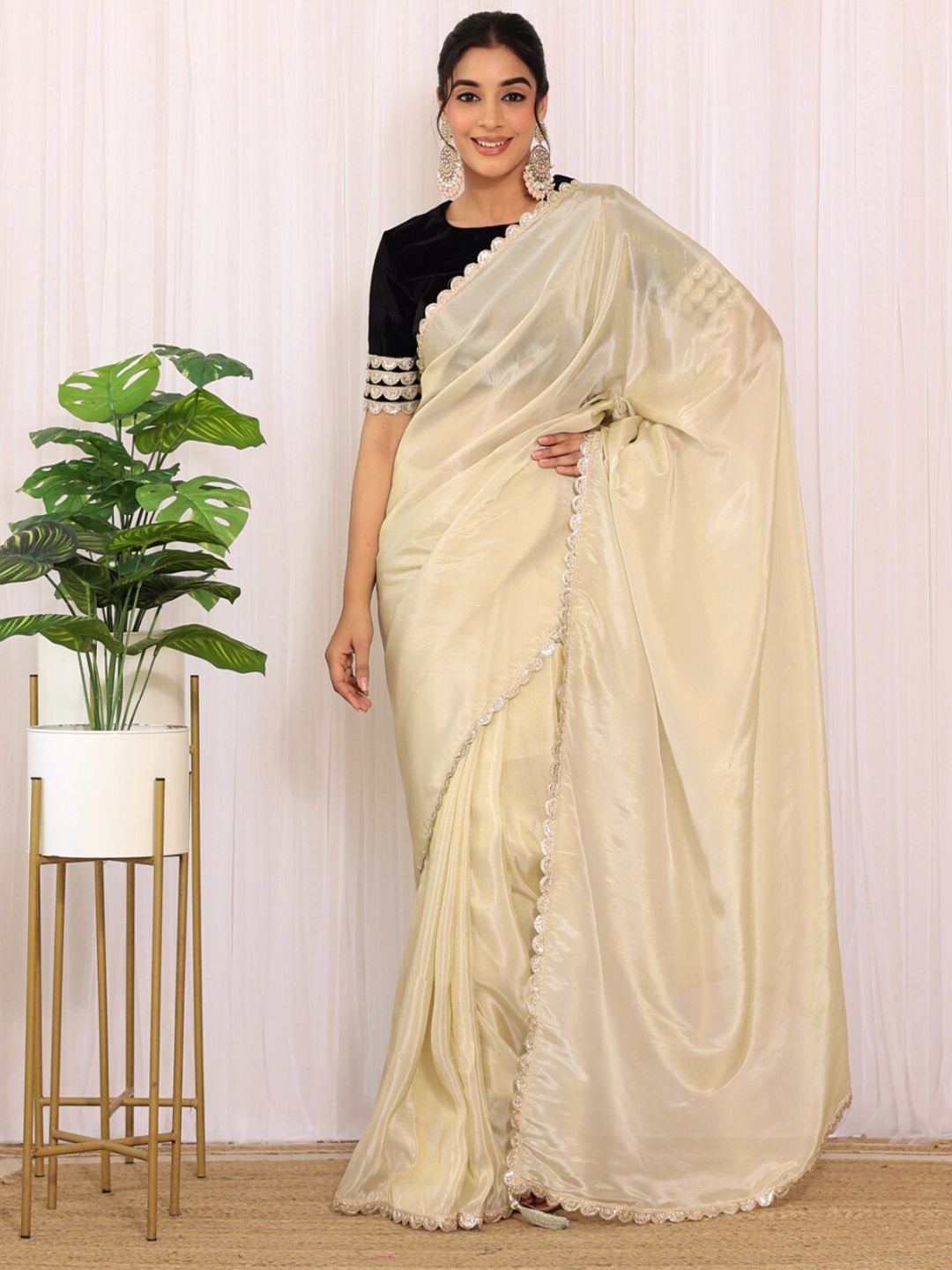 

LABEL KANUPRIYA Tissue Saree, Gold
