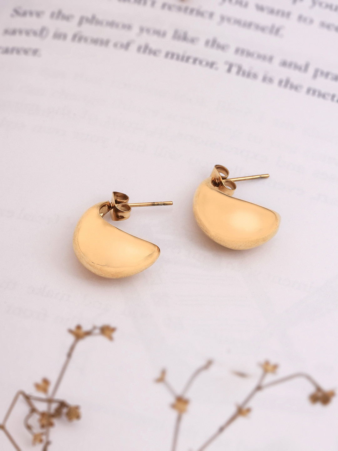 

Mitali Jain Contemporary Studs Earrings, Gold
