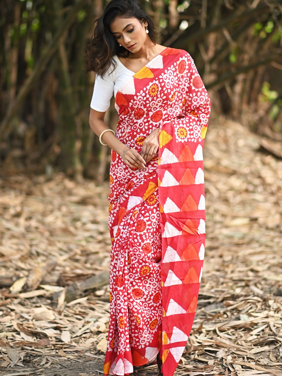

Unnati Silks Batik Pure Cotton Chanderi Saree, Red