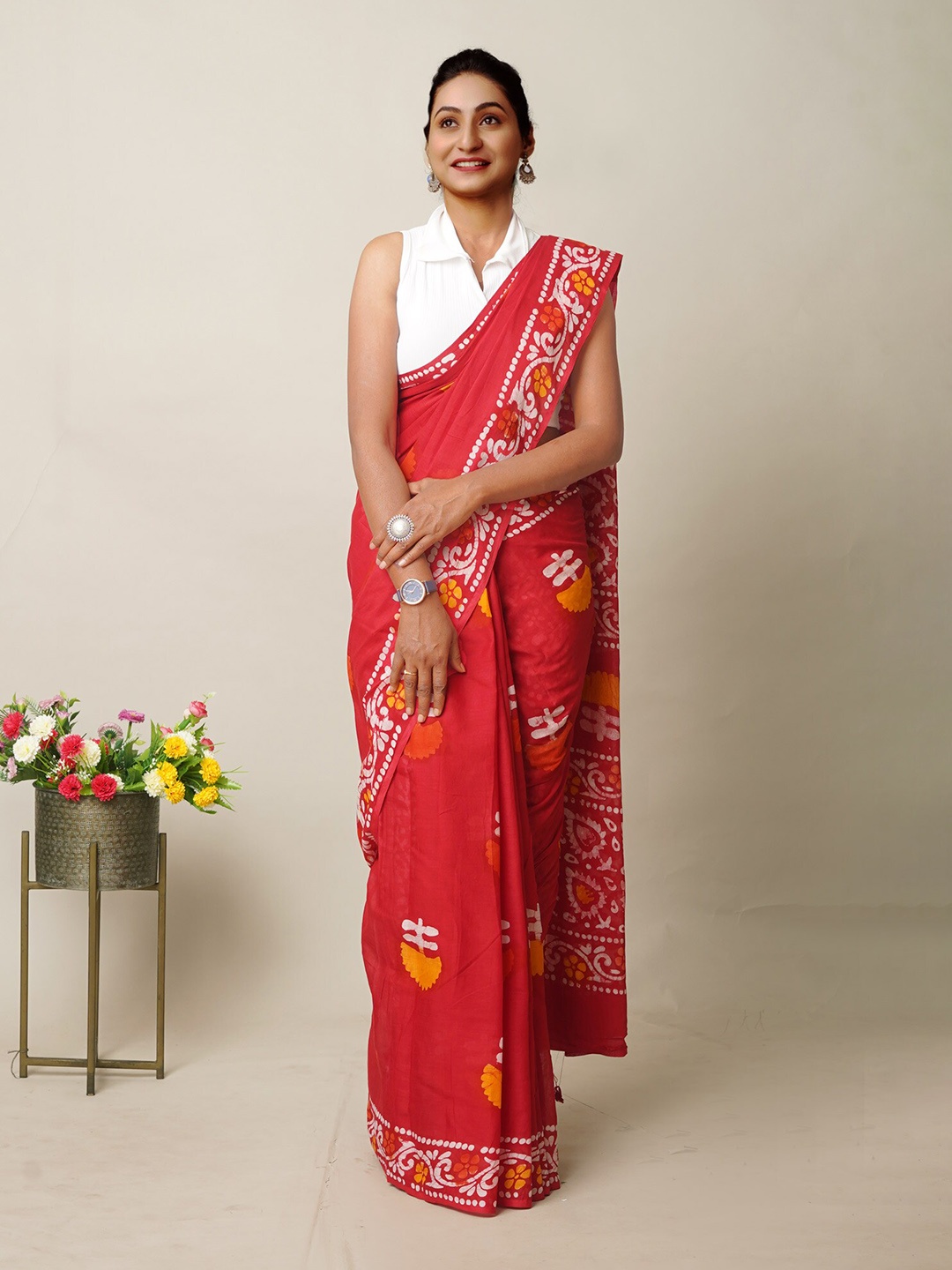 

Unnati Silks Batik Pure Cotton Handloom Chanderi Saree, Red