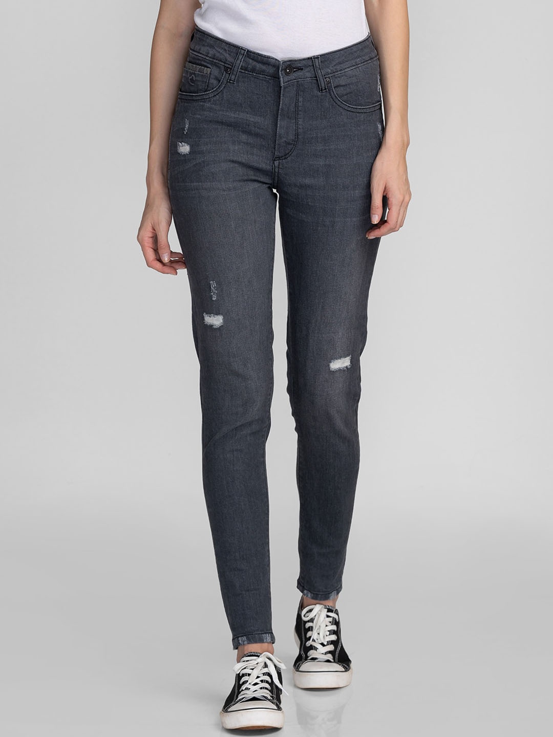 

Being Human Women Skinny Fit Low Distress Light Fade Cotton Jeans, Grey