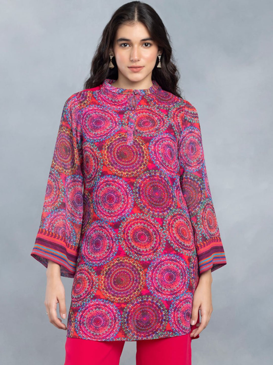 

SHAYE Ethnic Motifs Printed Band Collar Flared Sleeves Straight Kurti, Pink