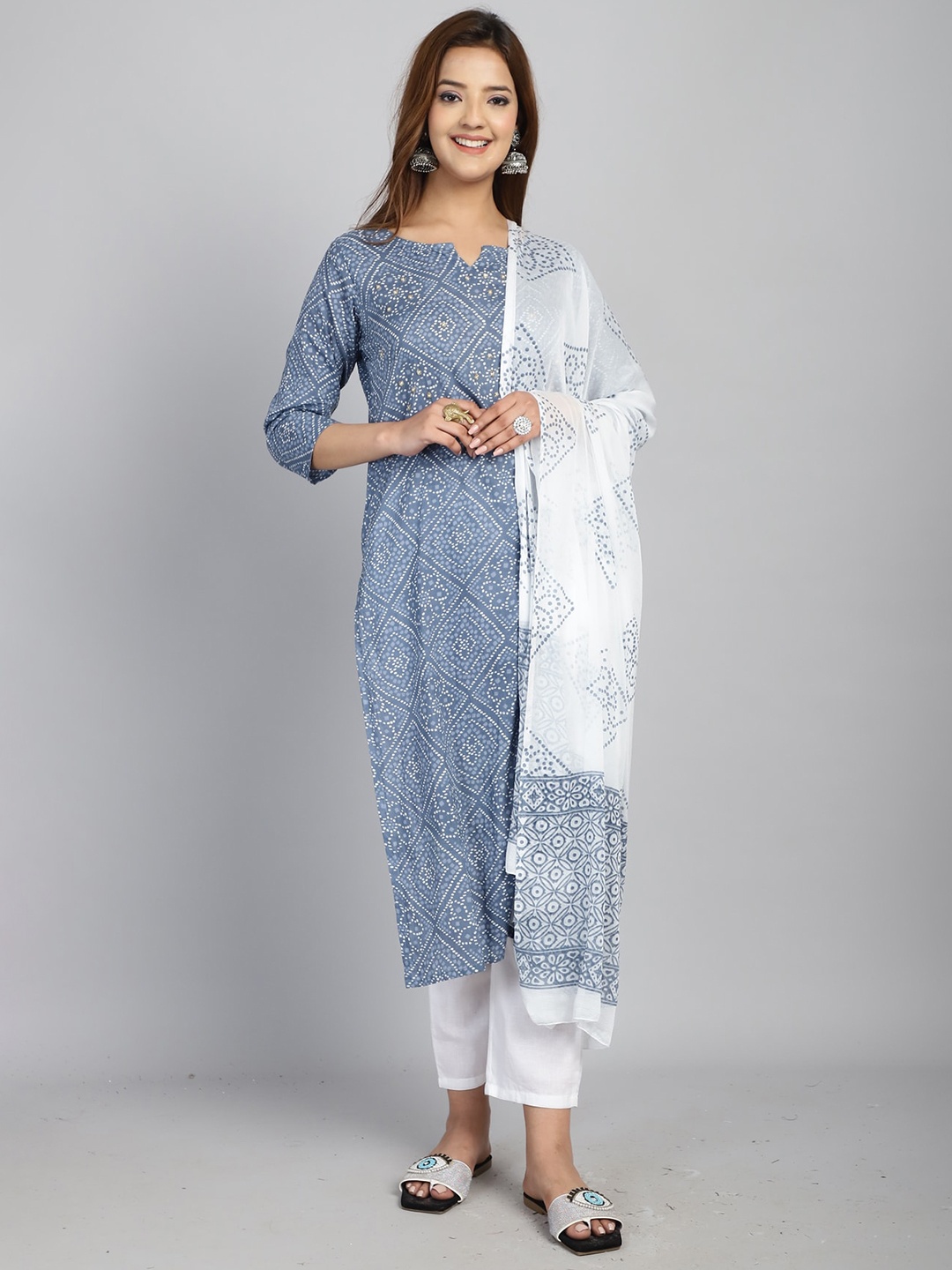 

Rajnandini Women Bandhani Printed Regular Beads and Stones Pure Cotton Kurta with Trousers & With Dupatta, Grey