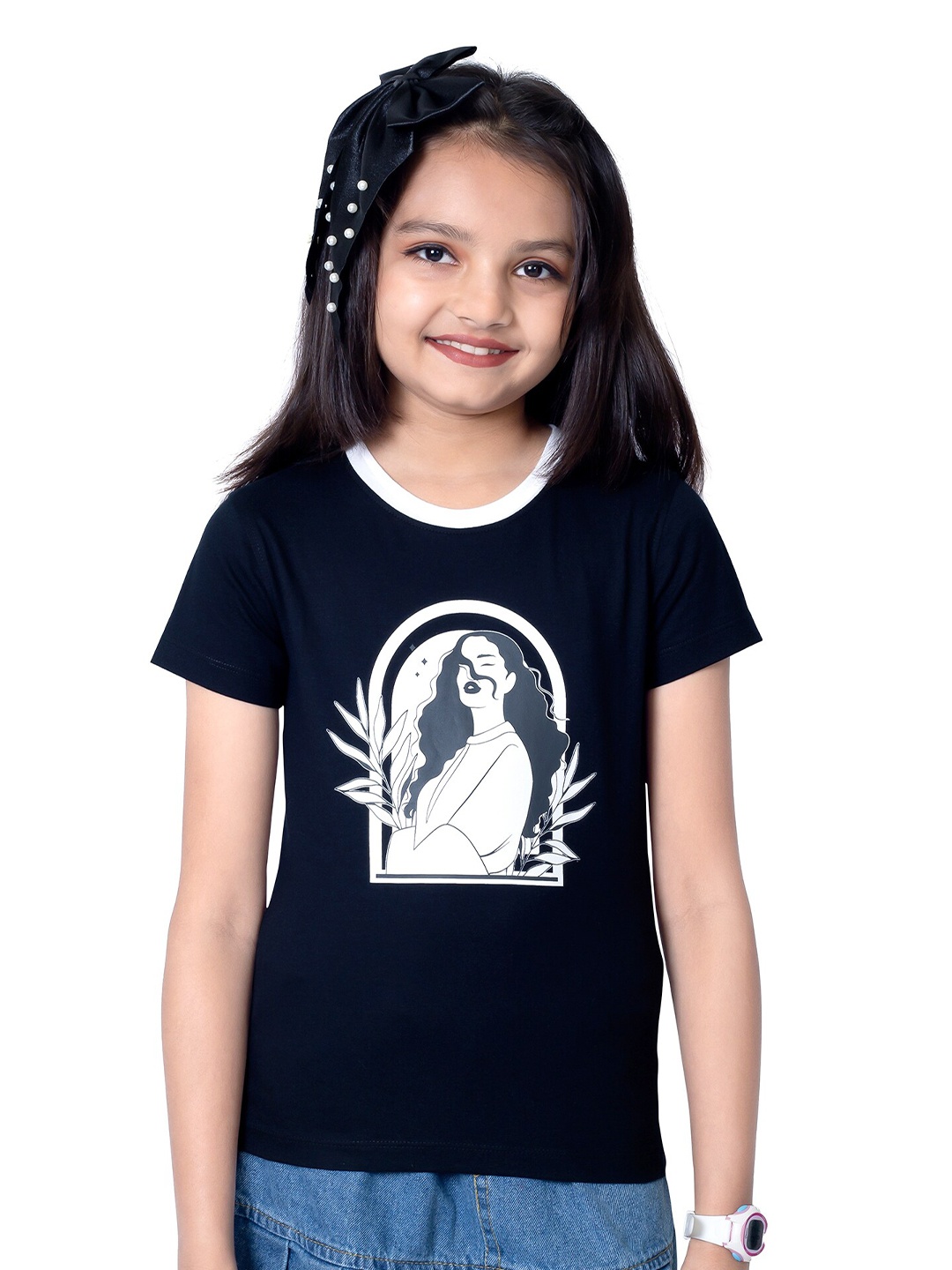 

ONE SKY Girls Round Neck Printed Cotton T-shirt, Black