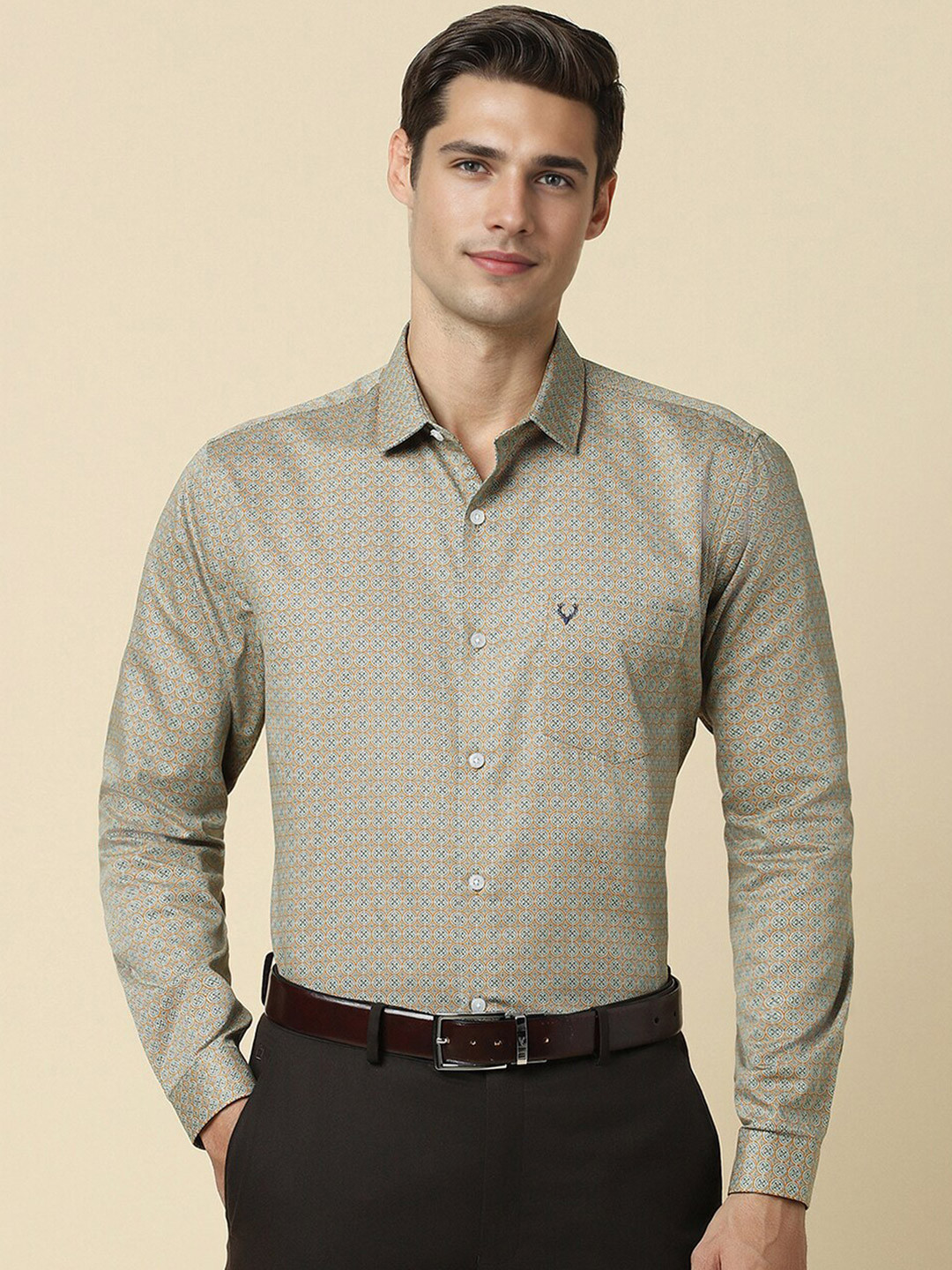 

Allen Solly Micro Ditsy Printed Slim Fit Spread Collar Cotton Curved Formal Shirt, Green