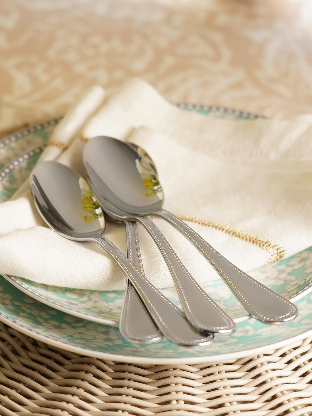 

Pure Home and Living 4Pcs Grey Stainless Steel Dessert Spoons