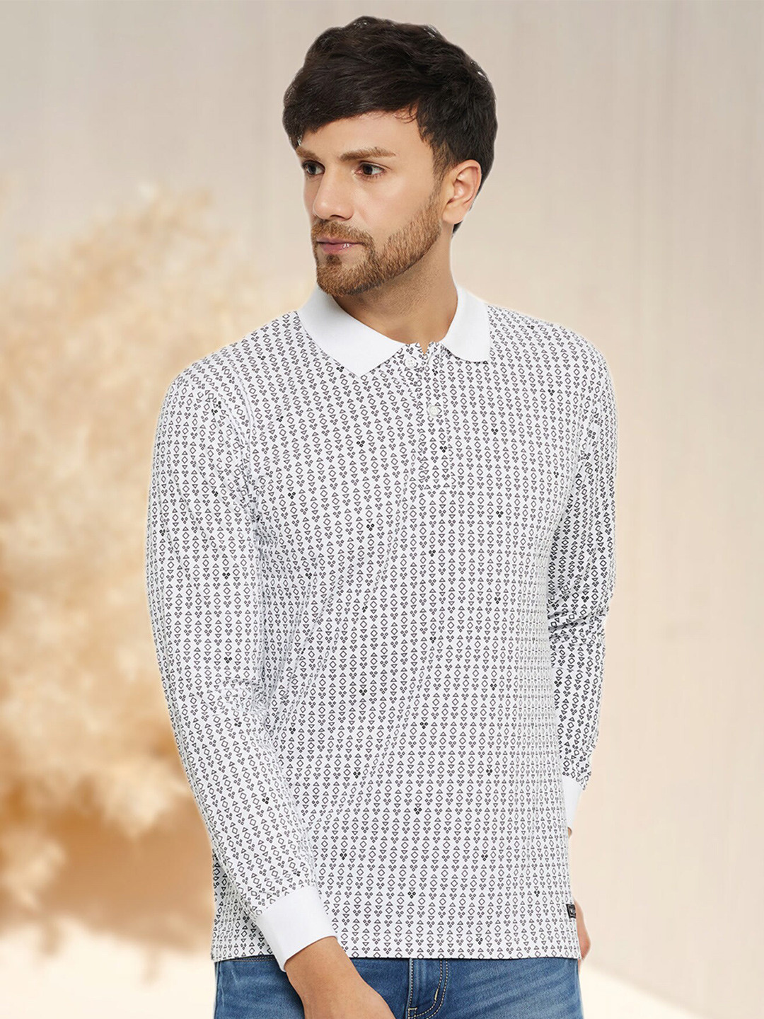 

WILD WEST Geometric Printed Polo Collar Long Sleeves Regular Fit T-shirt, White